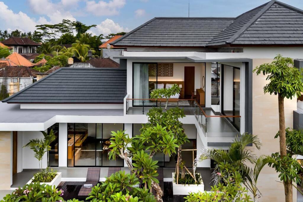 Villa Dhiantus by BaliSuperHost