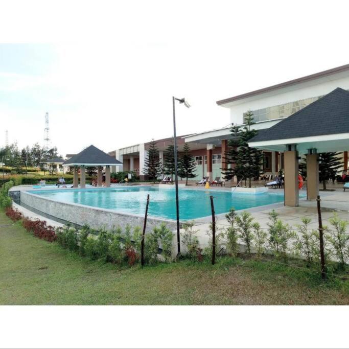 Condo in Tagaytay City - SMDC Cool Suites - TRP15 view 5