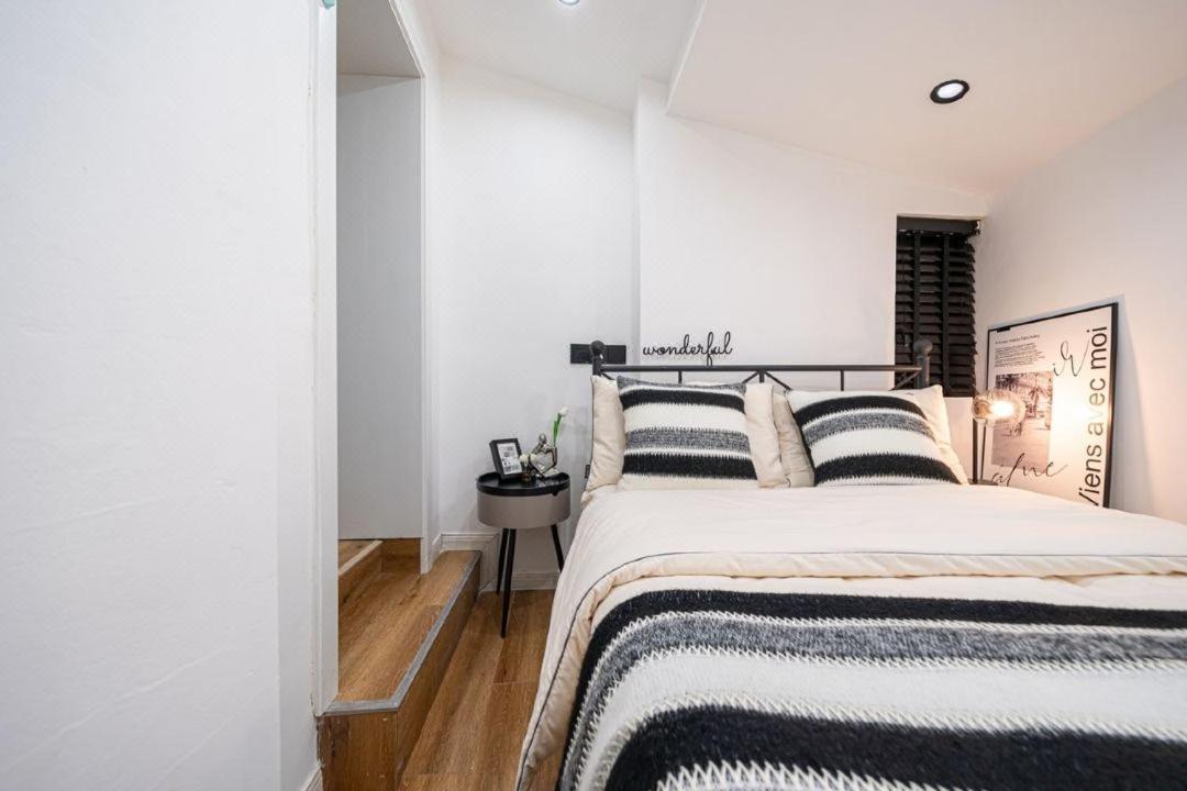 Shanghai Hills&Well-time Family Homestay Fuxing 3 Bedrooms Near Line 1 Changshu rd and Near Jing'an Temple