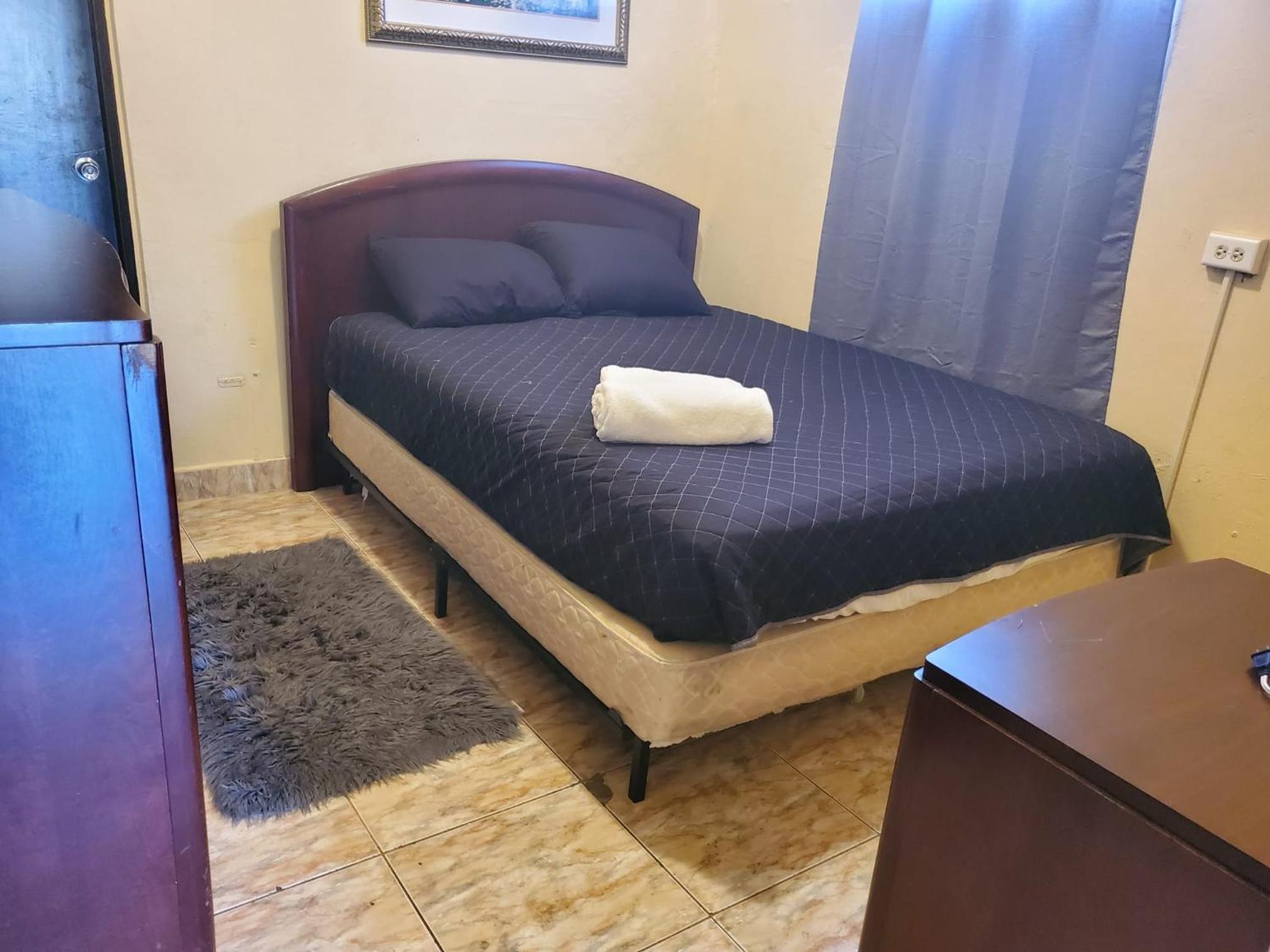 Del Valle Central Casa near Trendy Calle Loiza- One bedroom with queen view 5
