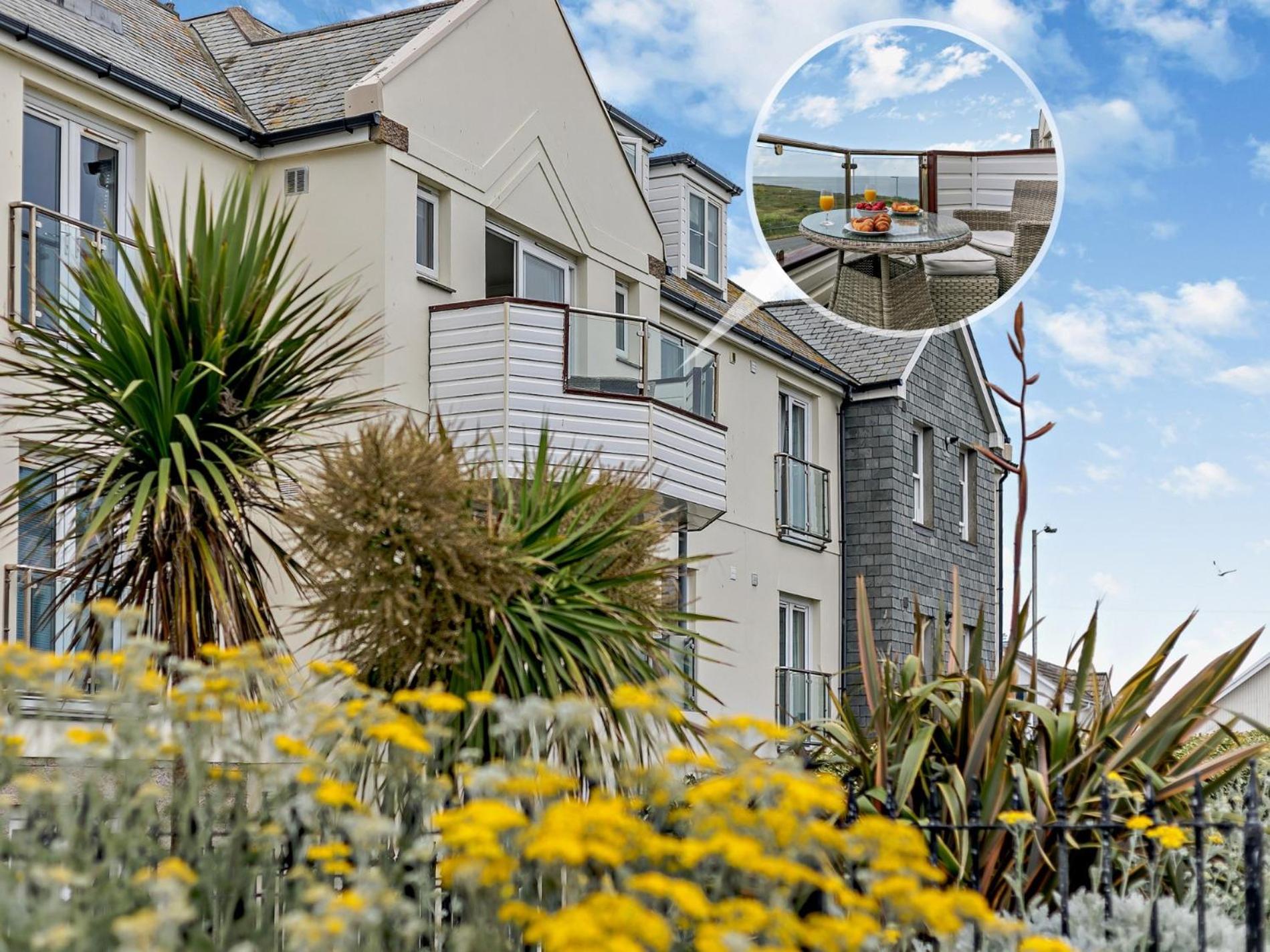 3 Bed in Newquay oc-spins view 2