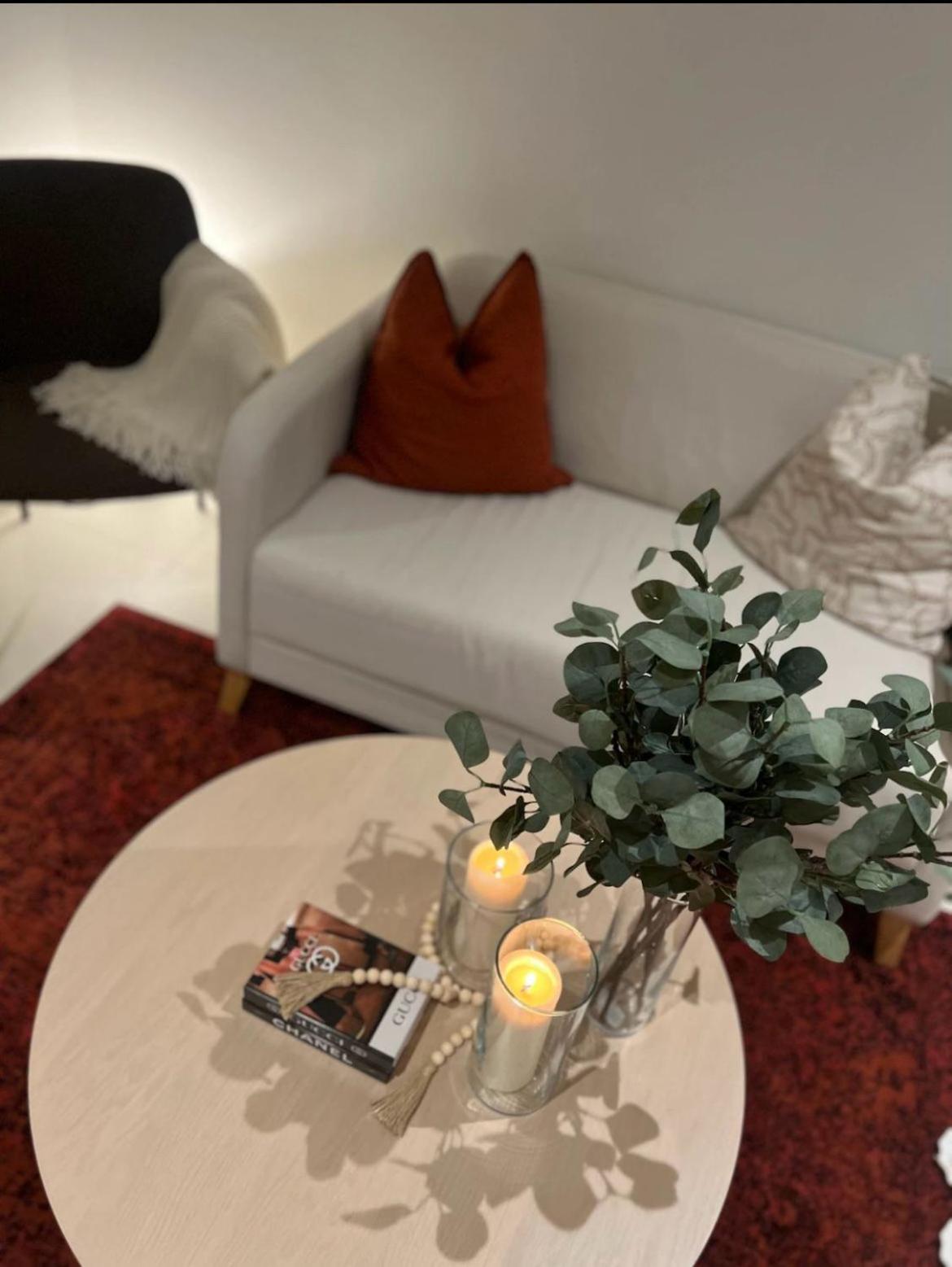 Roses Studio Apartment