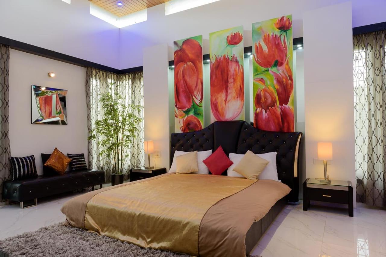 Swiss Royal Suites