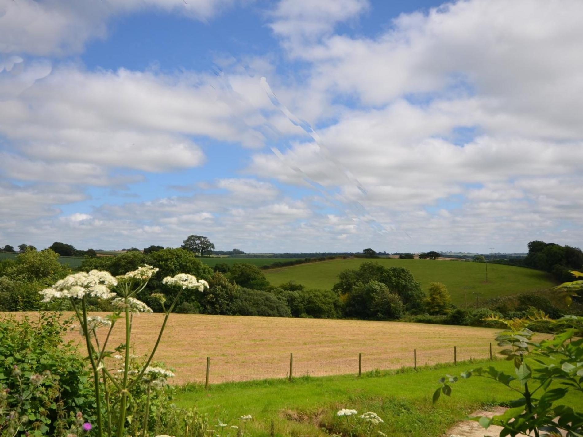 3 Bed in Umberleigh oc-hbeer view 4