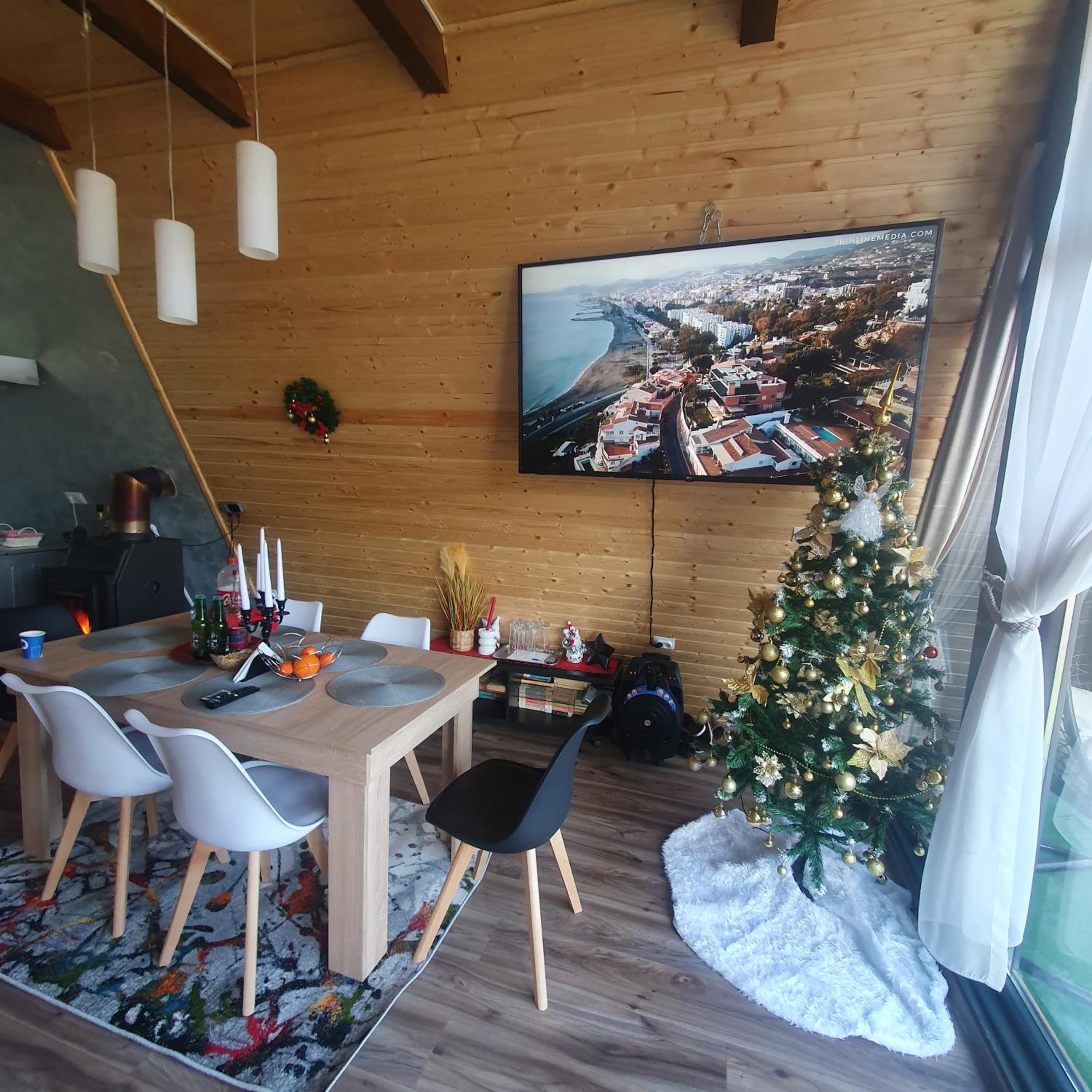 Cabana Apuseni Forest