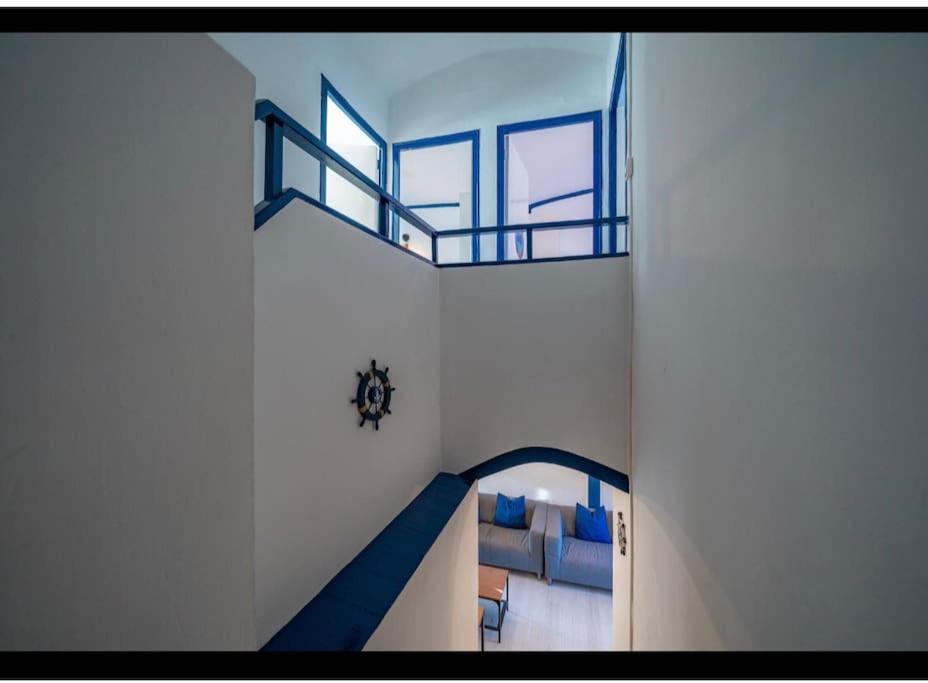 Casa familiar delante del mar
