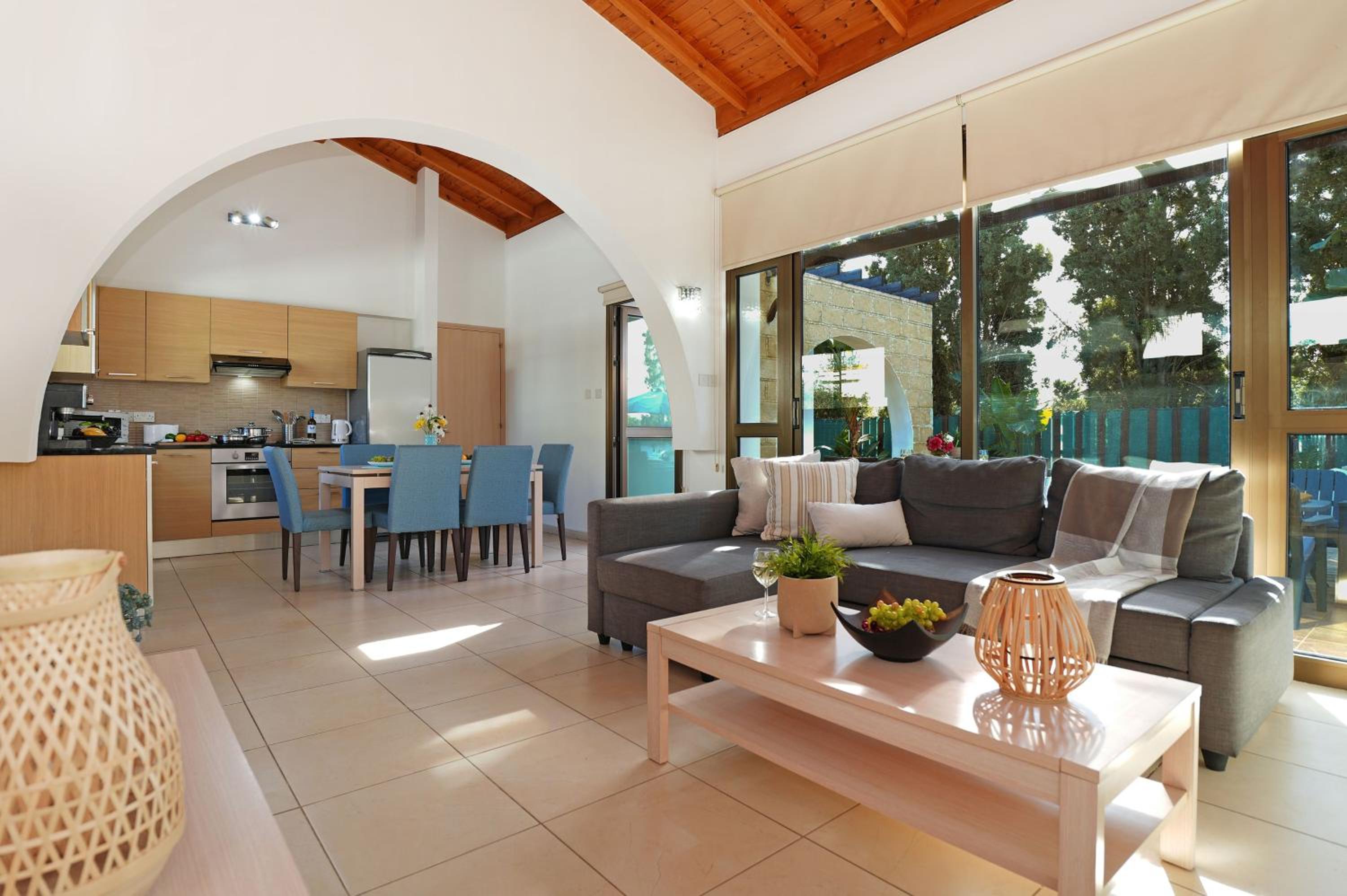 Villa Anthia - 2bed with Large Pool