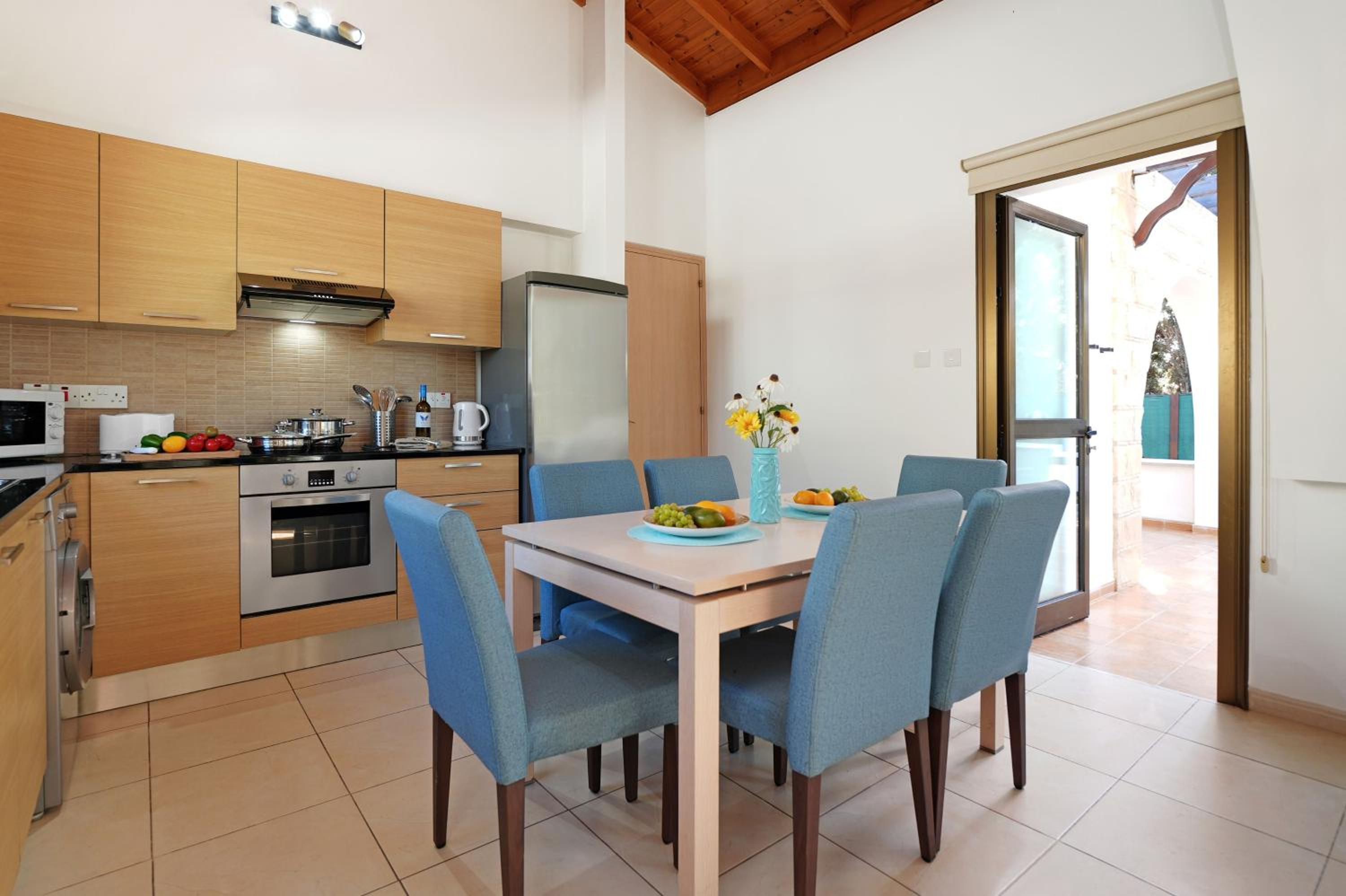 Villa Anthia - 2bed with Large Pool
