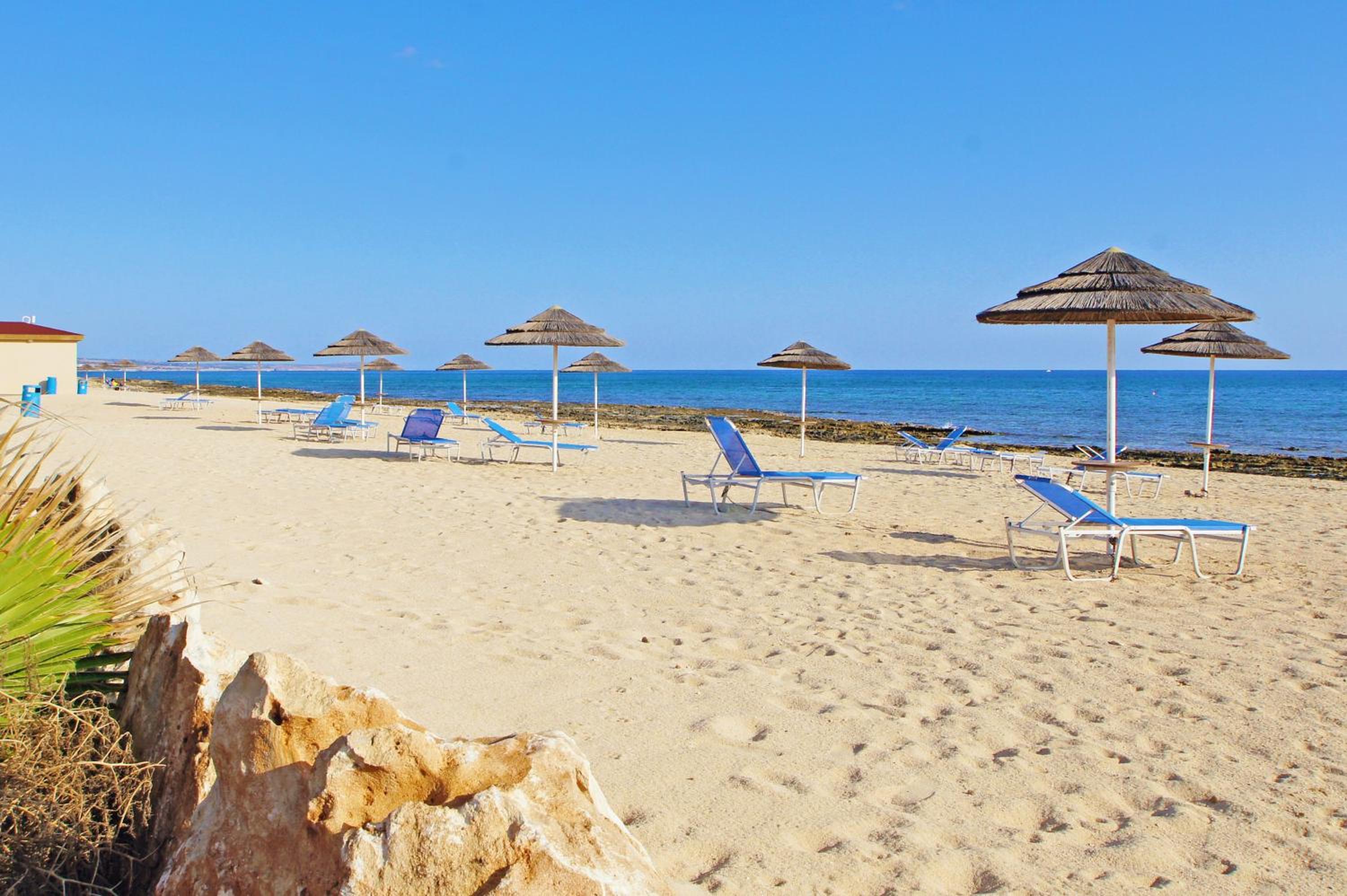 Villa Anthia - 2bed with Large Pool