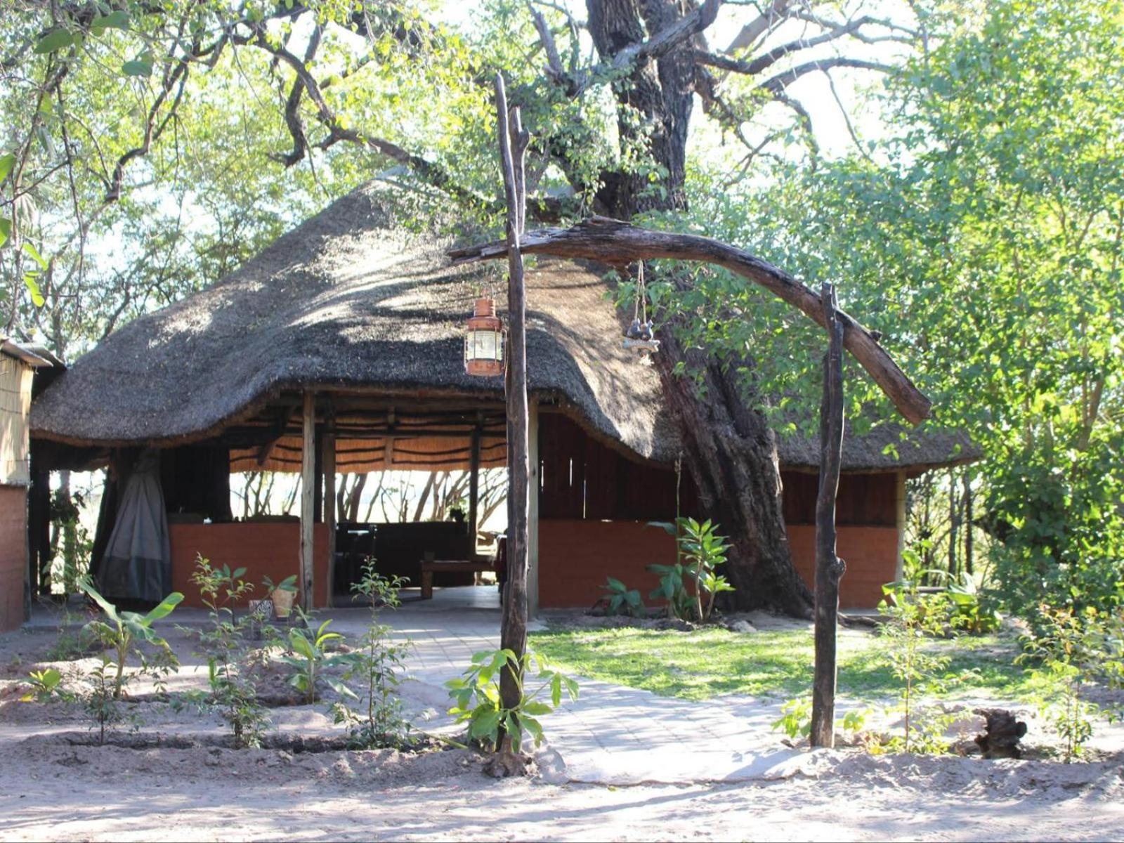 Mukolo Cabins & Camping view 5