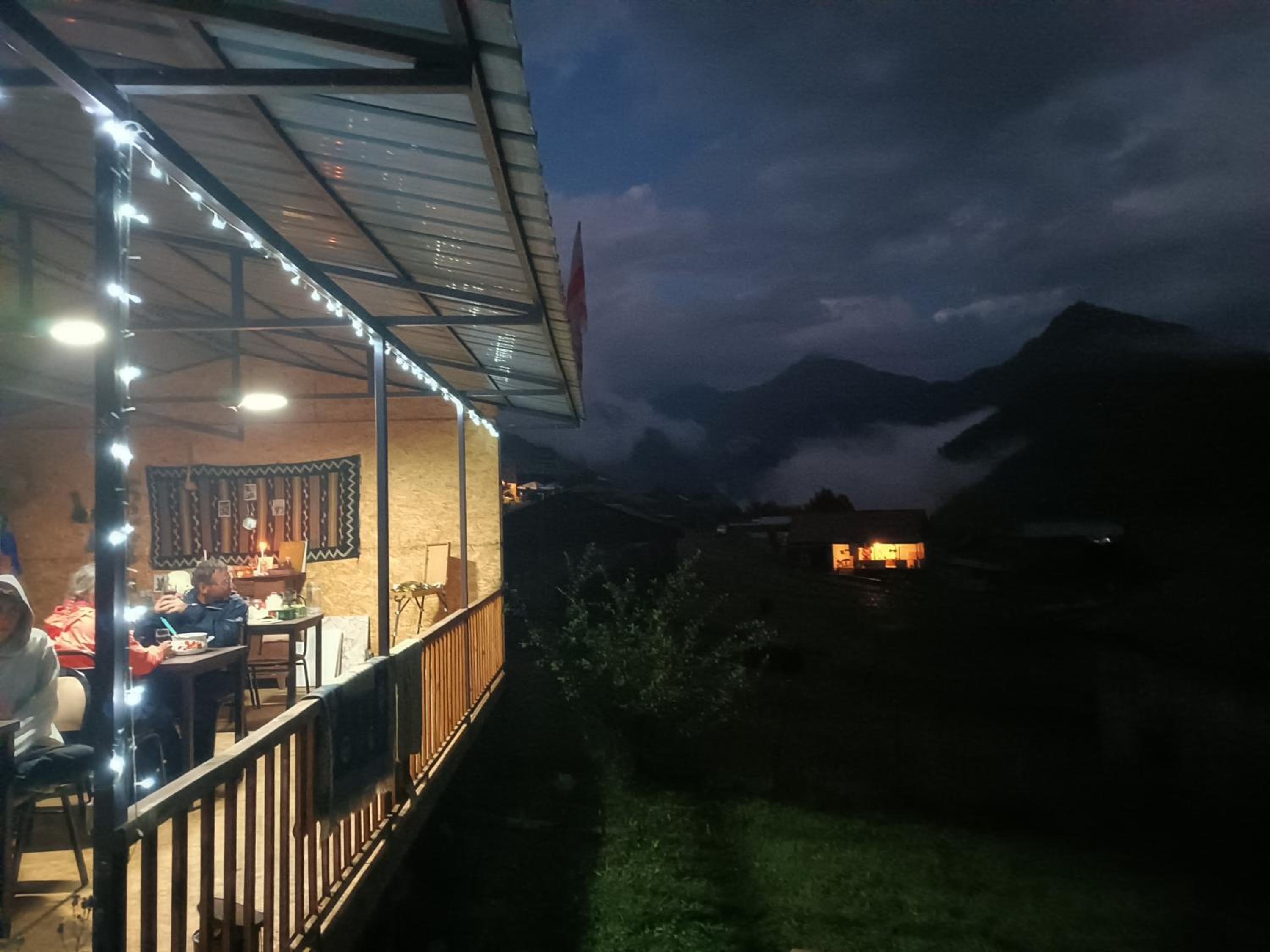 Nadiani Hostel