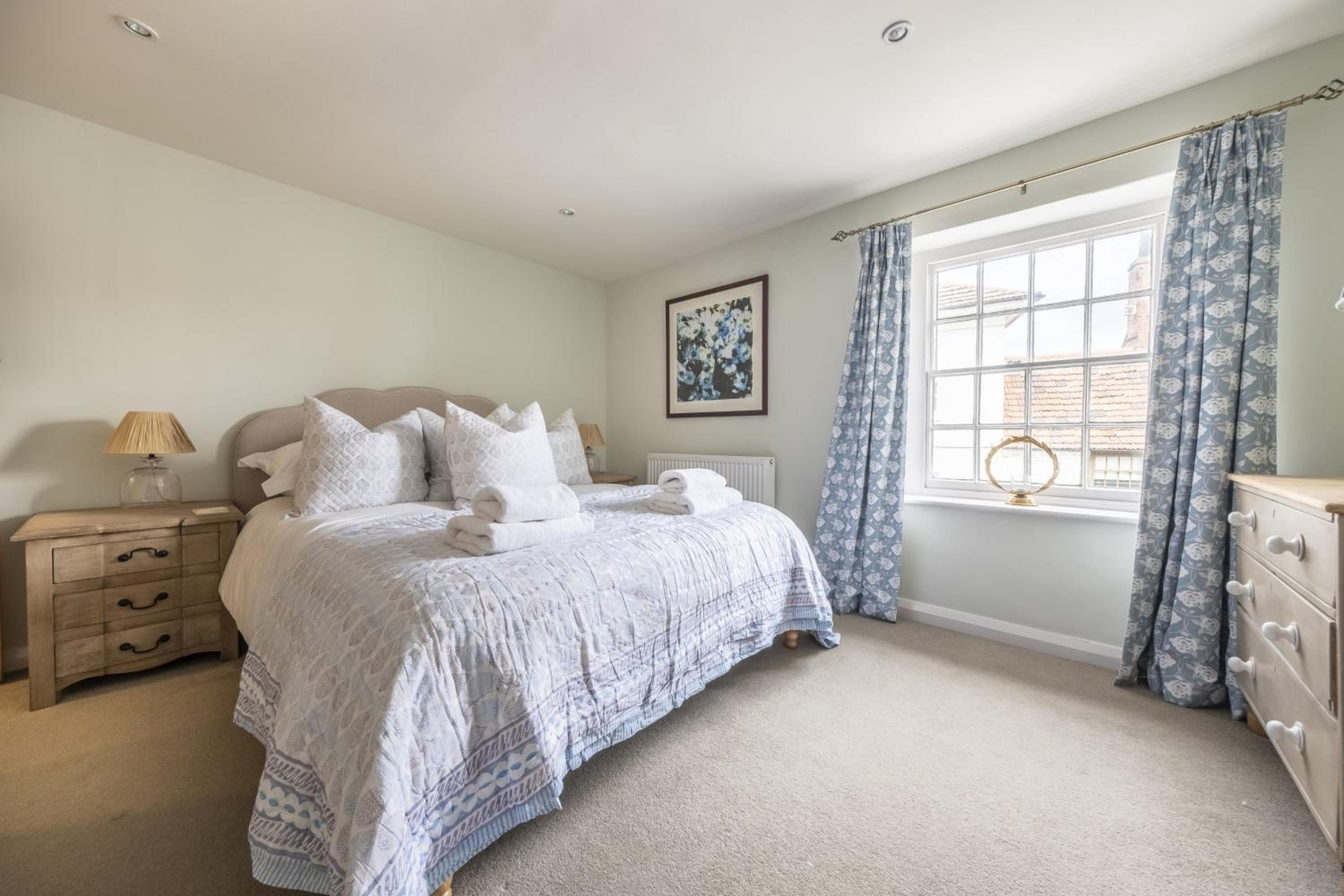 7 Albert Street view 4