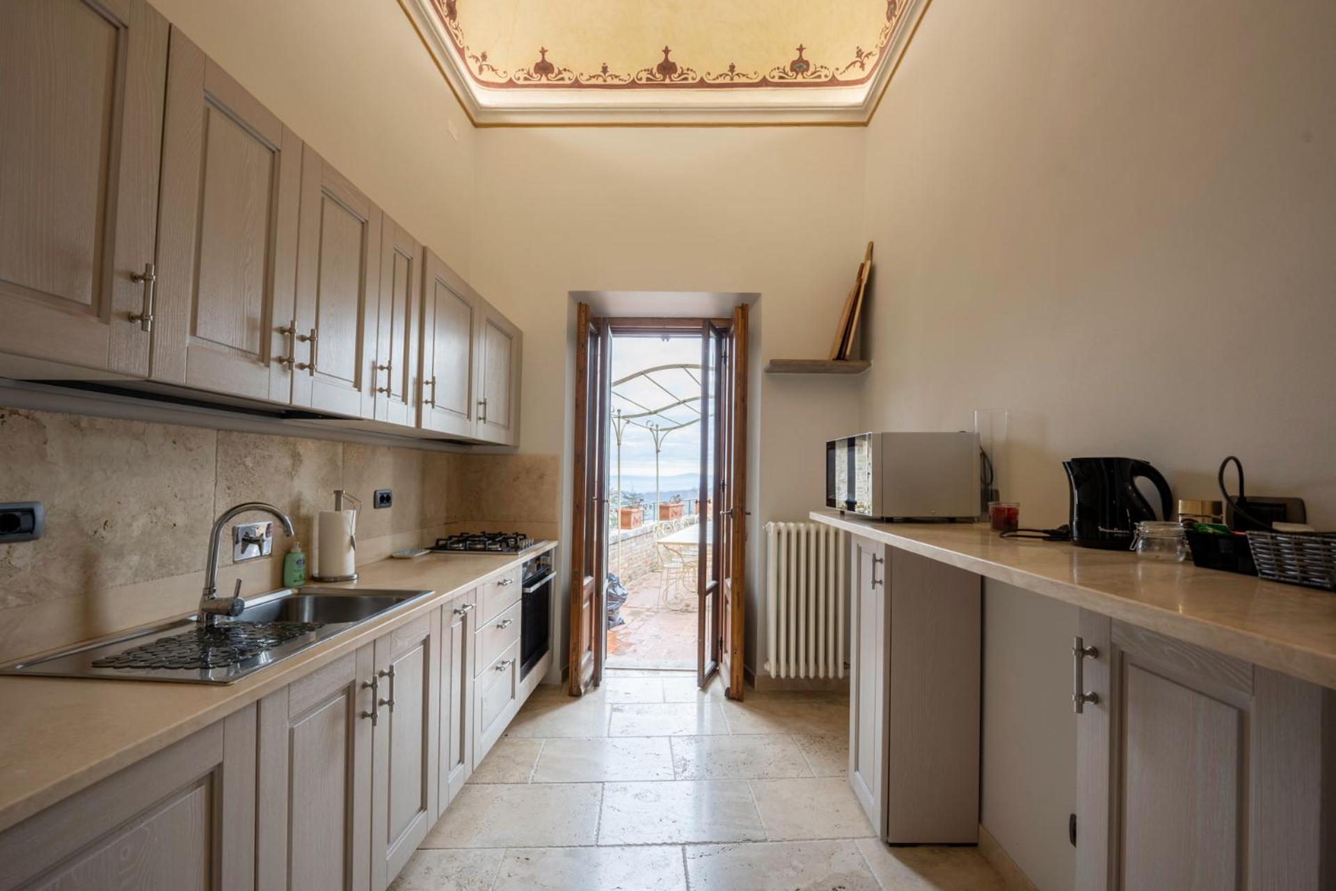 Tuscan Palace - Buratti view 5