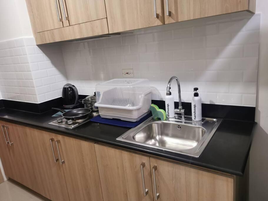 Da Residence-1BR in MOA w/ direct pool access view 3