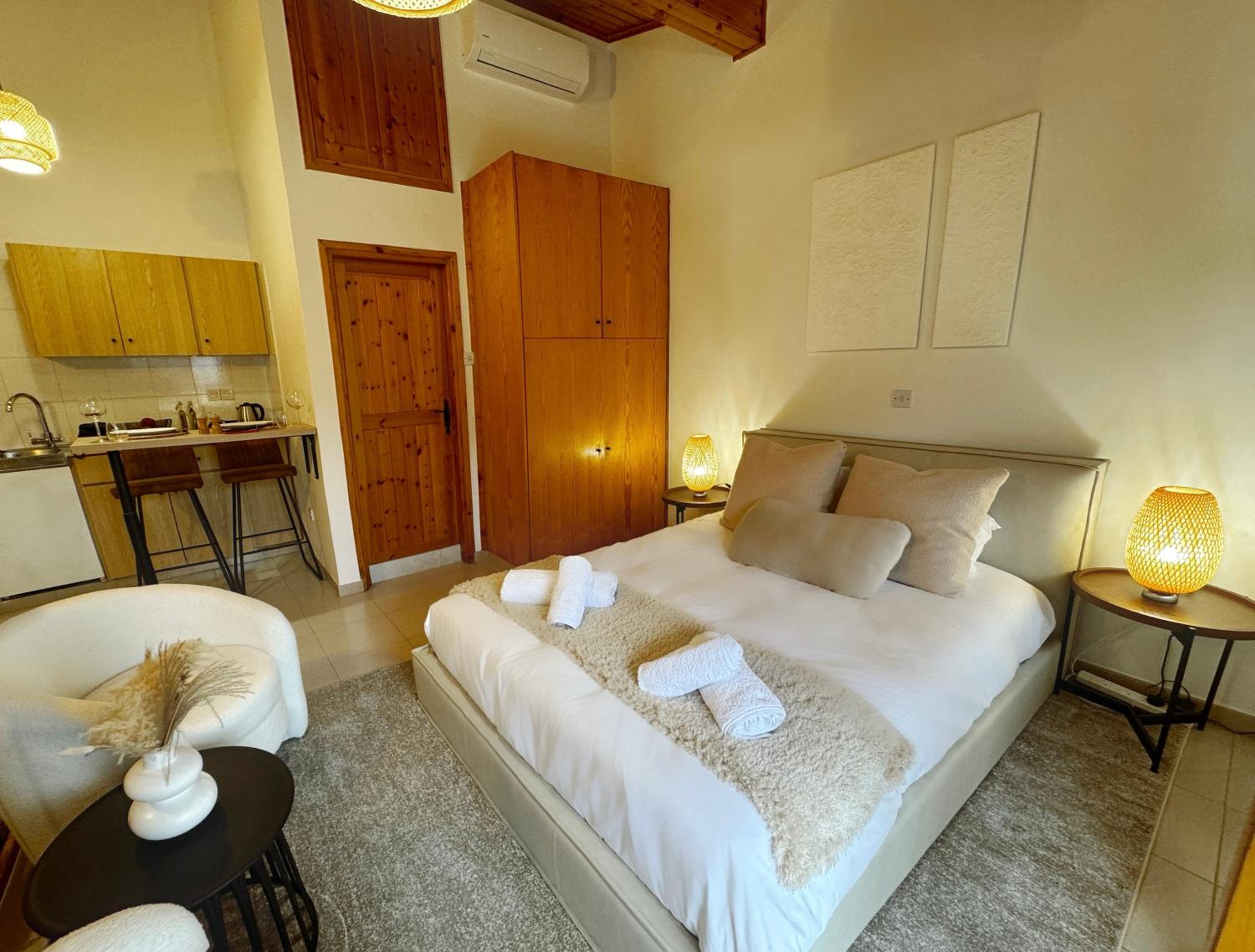 Maison Damianou Elegant Loft