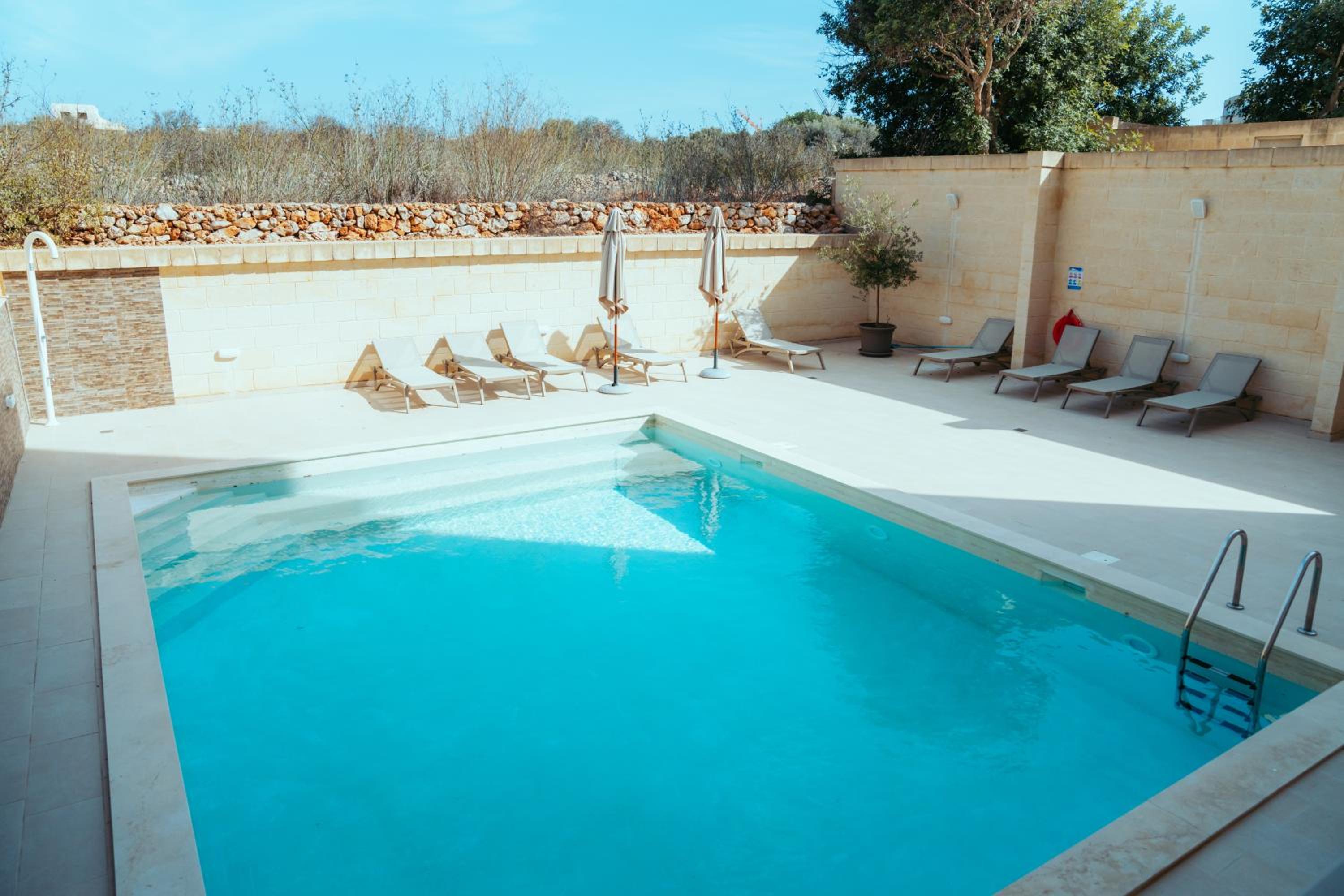 Luxurious Gozo Apartment, Qala