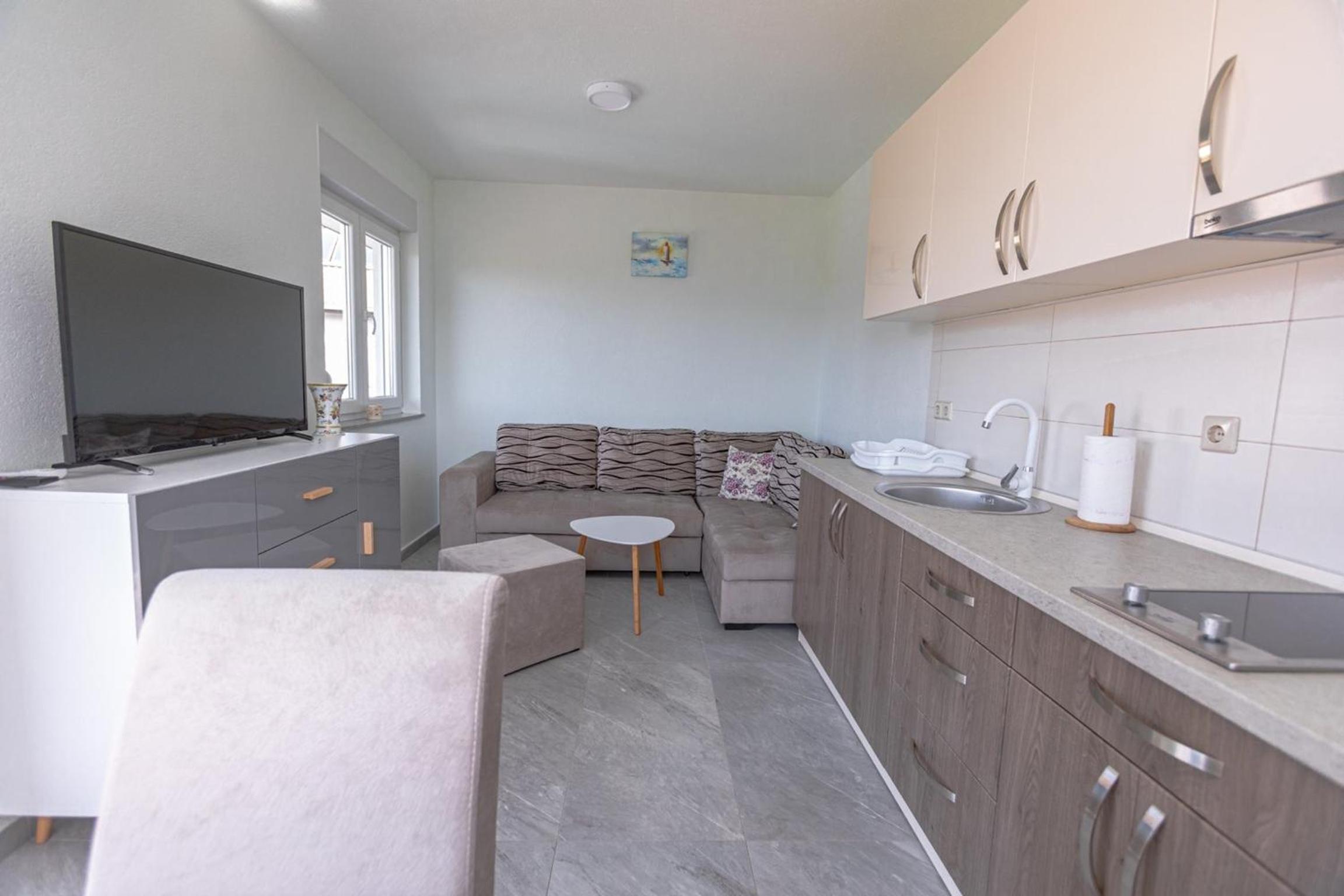 House Aronija with Swimming Pool