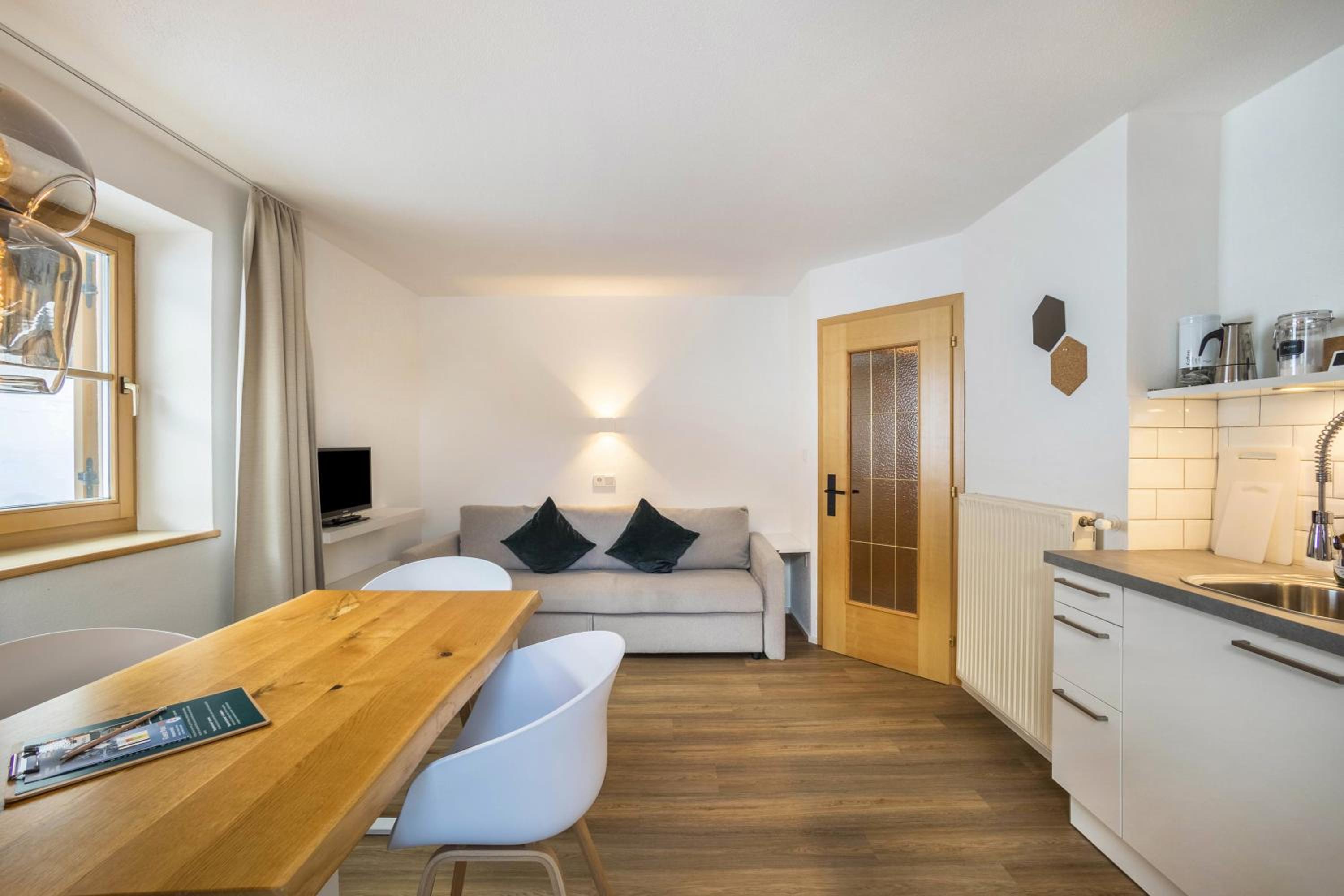Mountain Residence Kasern Nr 2 view 3