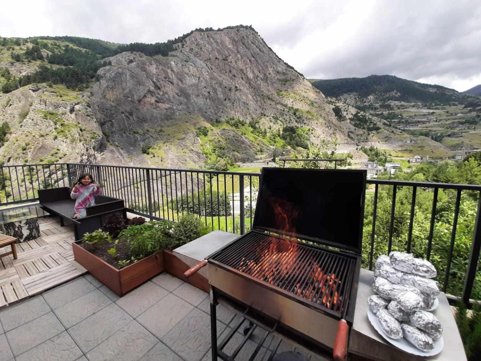 UNIQUE BBQ & GRAN Terraza 8416