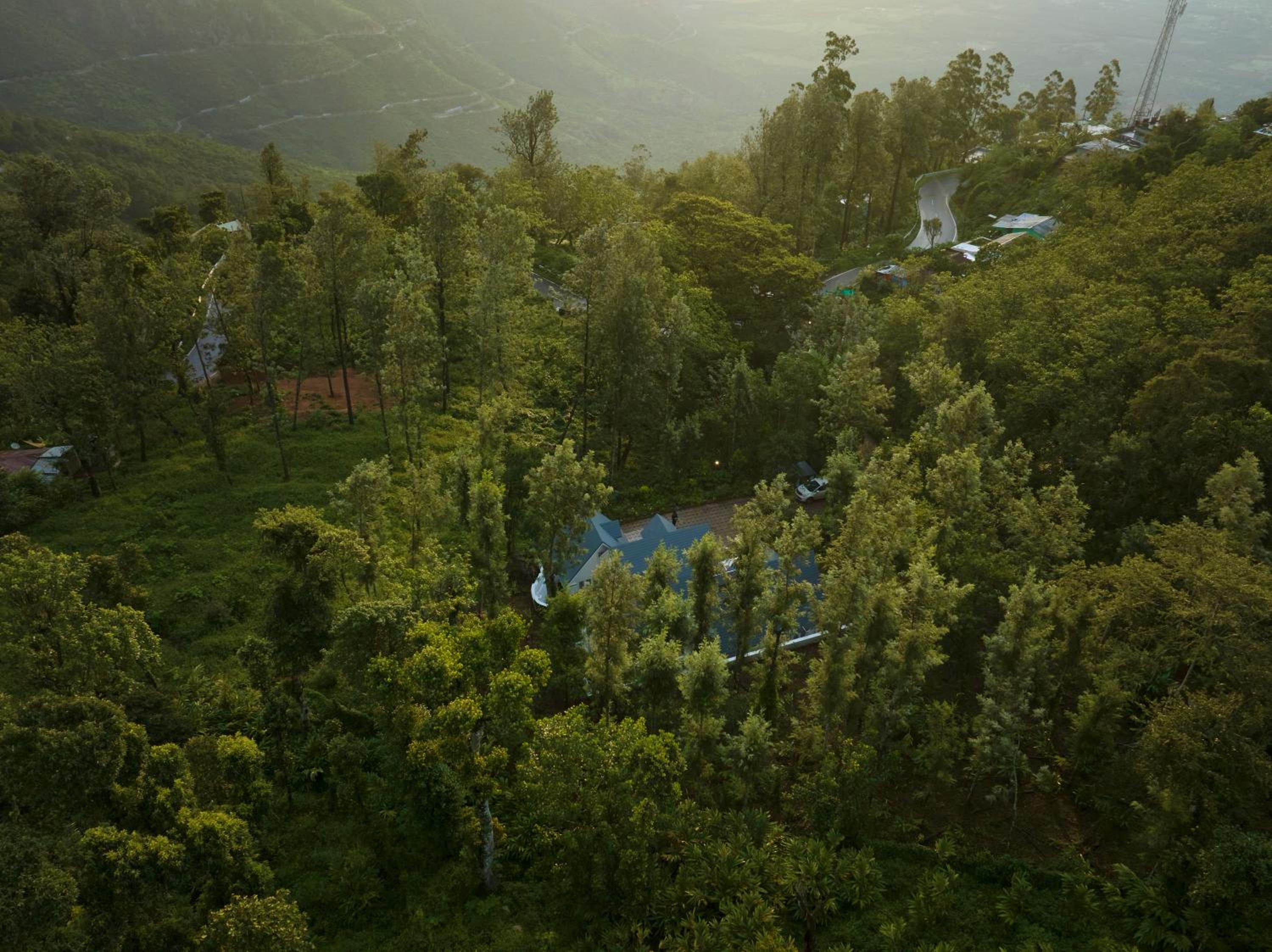 Mathikettan Villa & Homestay - Munnar view 2