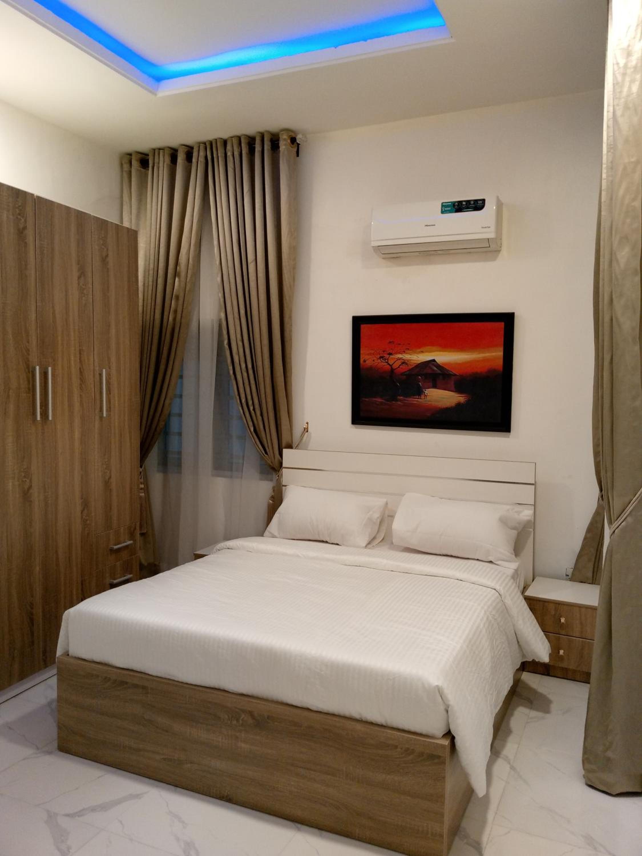 Inviting 2-Bed Apt with Parking in Ifako-Ijaiye view 5