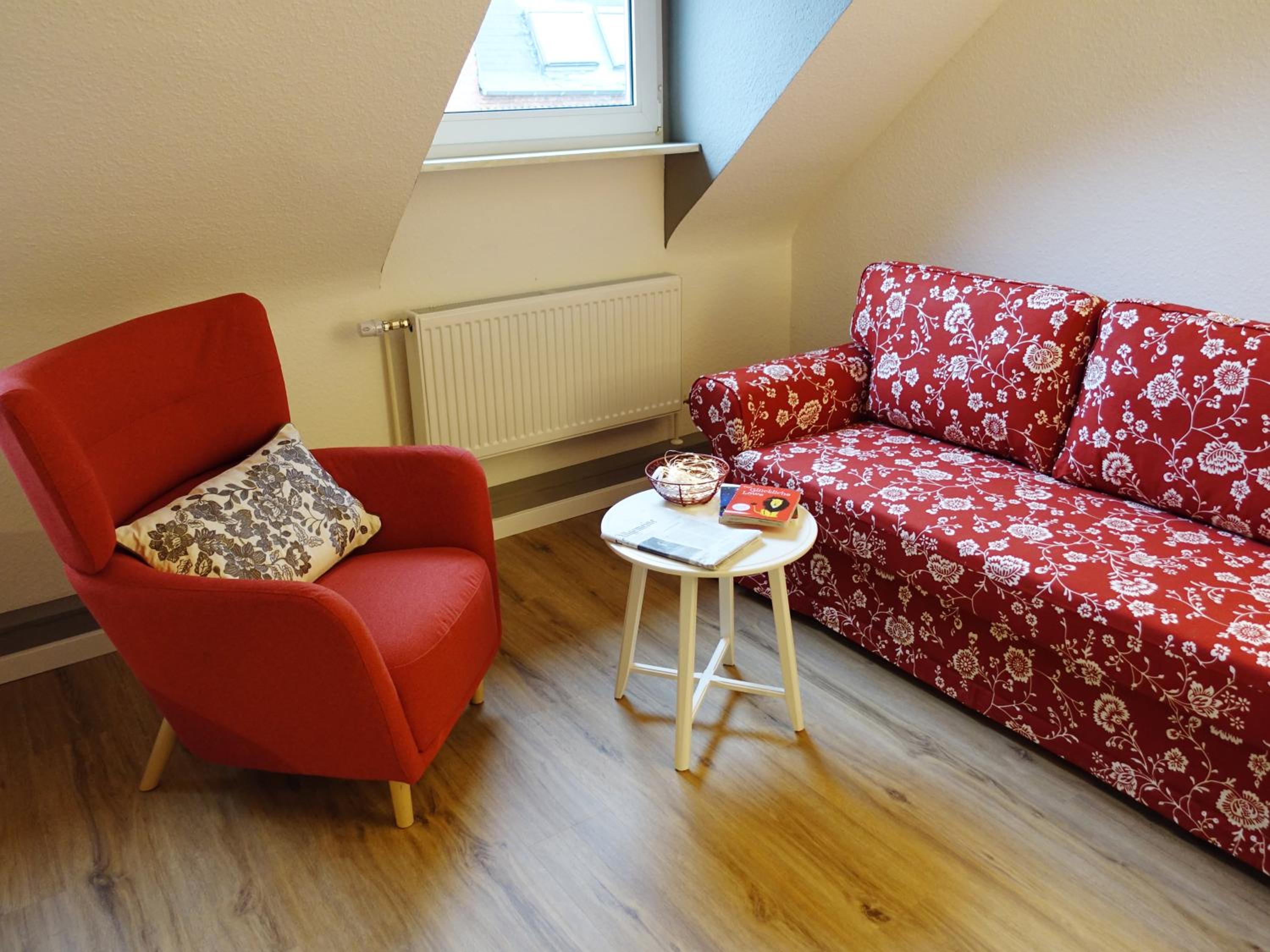 Big flat with fresh renovation, free parking, SonyPS, Netflix