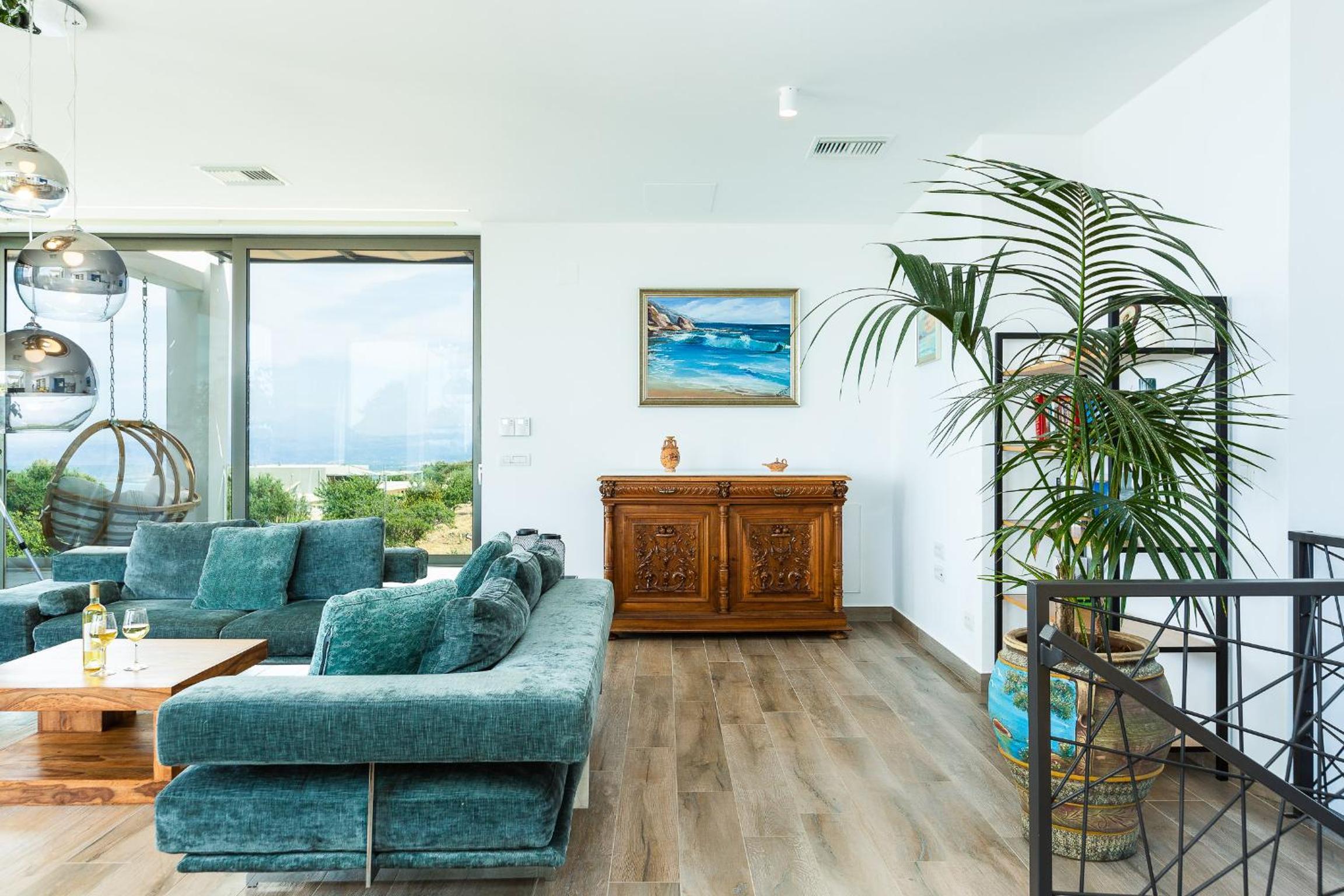 BlueSkyline Owner's Listing, By Hellocrete view 2