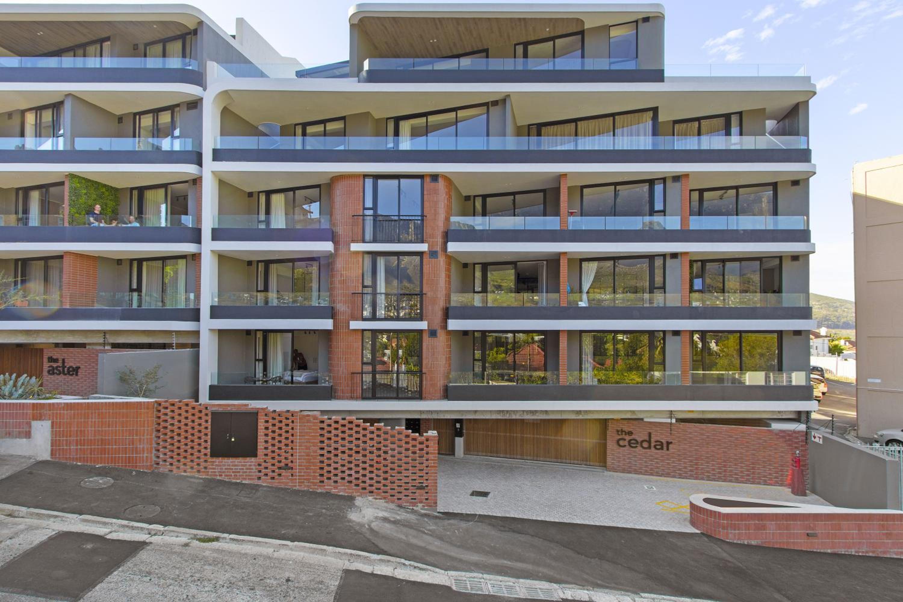 The Cedar Unit 105