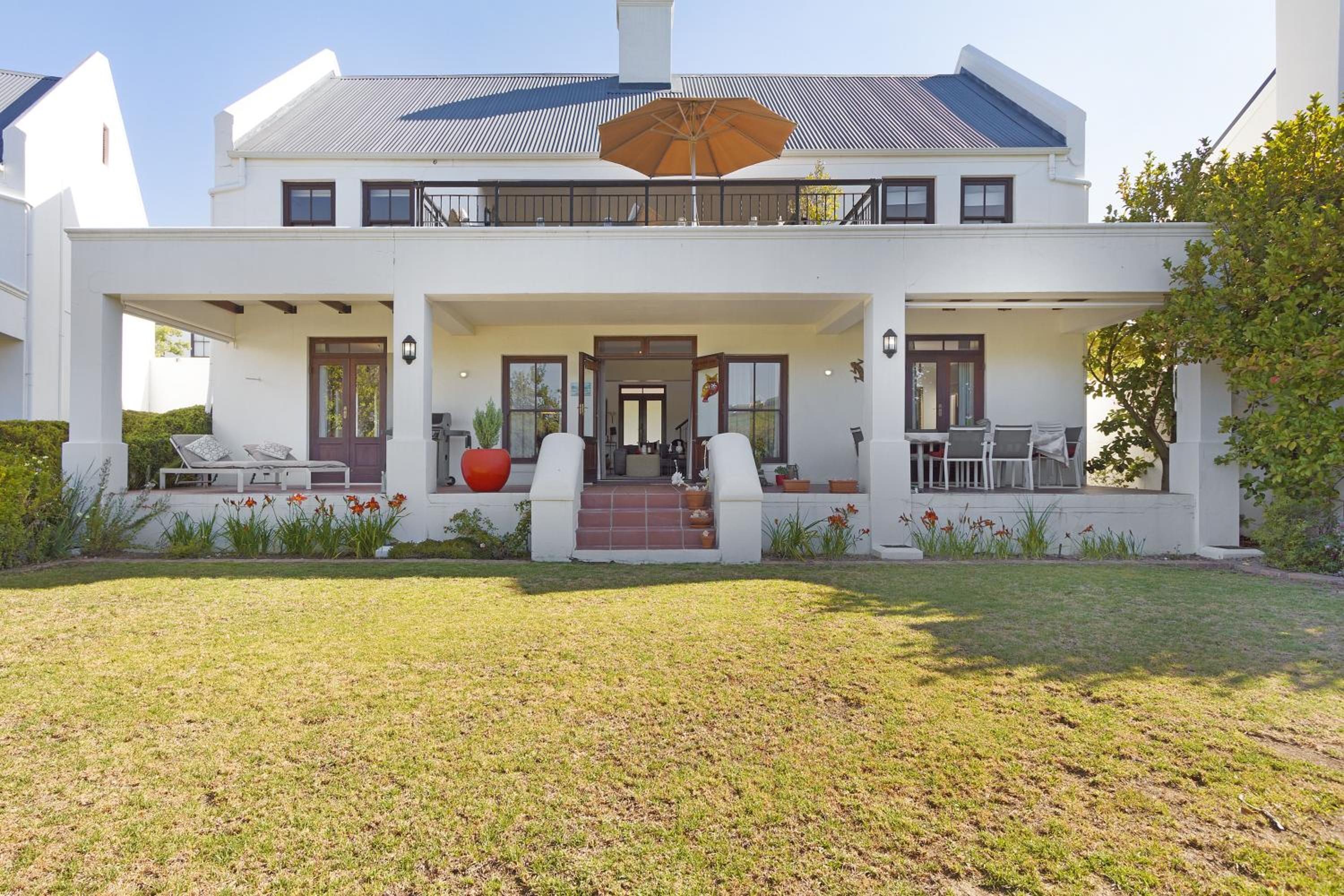 Winelands Golf Lodges 1 view 2