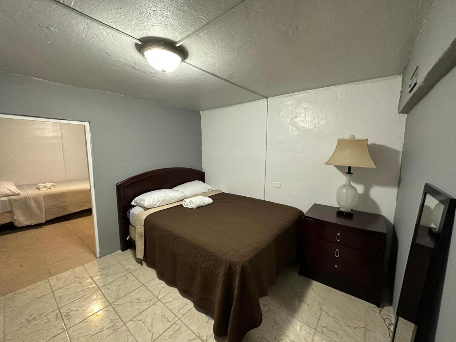 1BR Plus Basement, Near Beach and Restaurants view 5