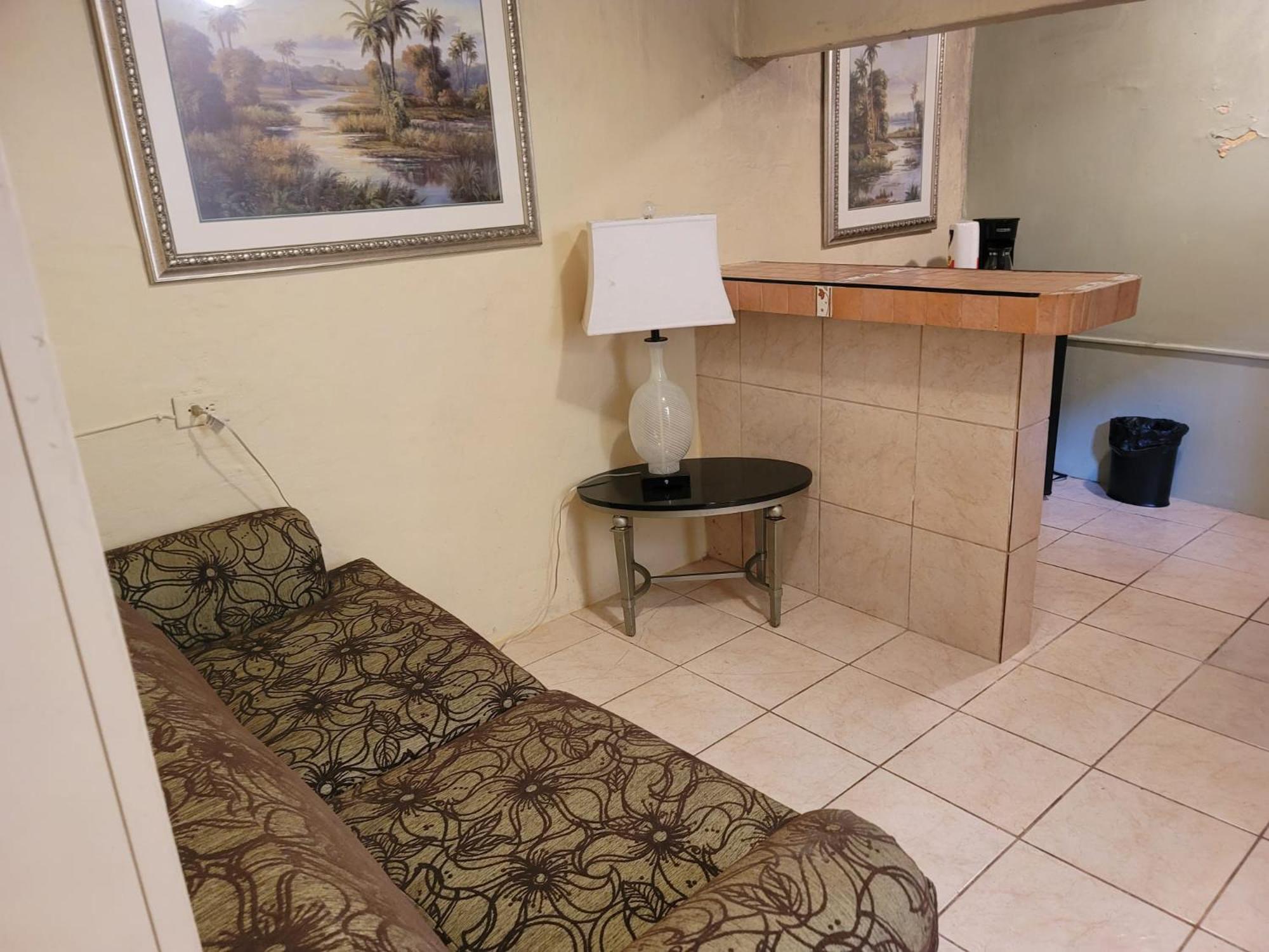 1BR Plus Basement, Near Beach and Restaurants view 3