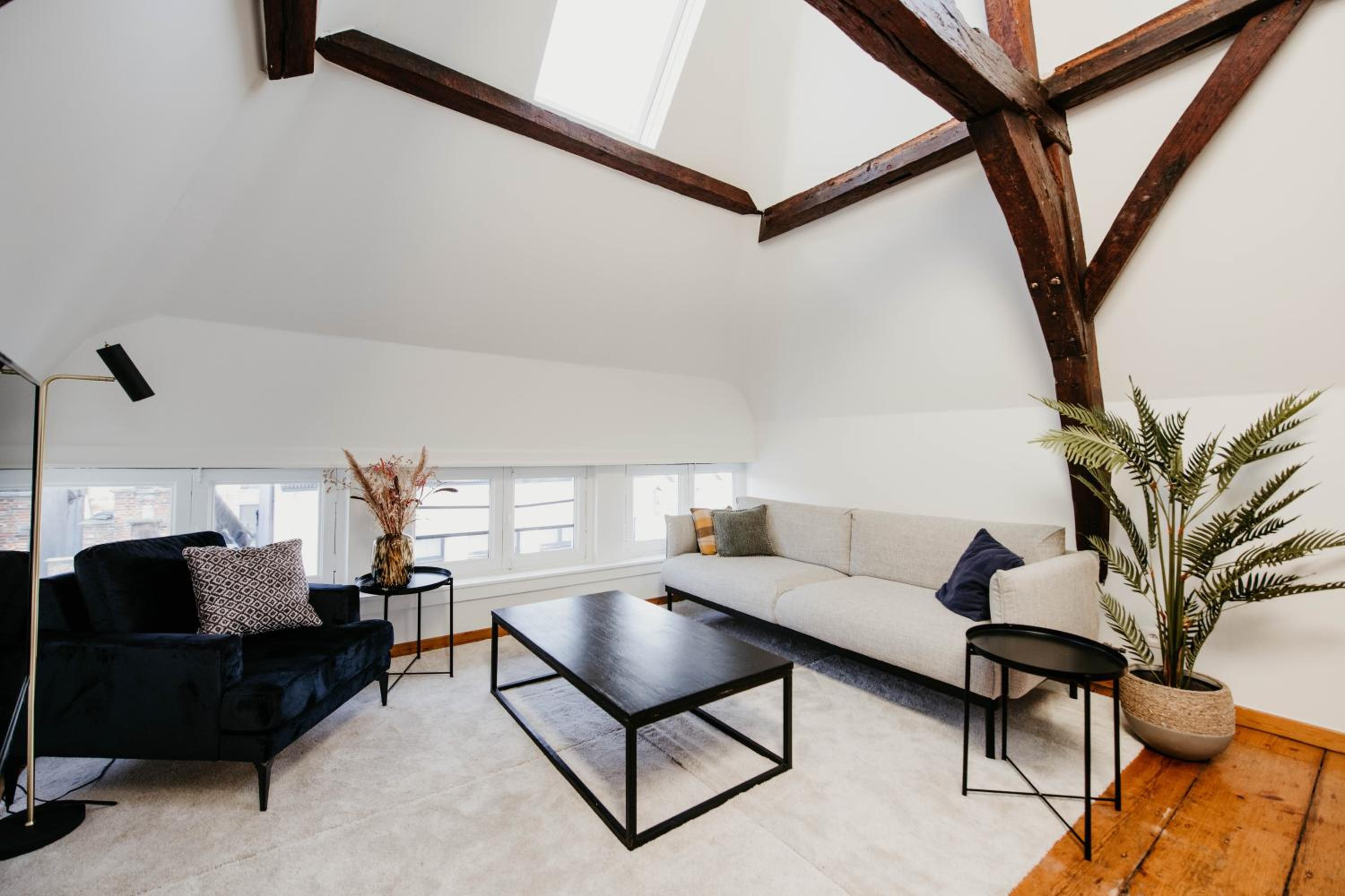 Gorgeous duplex apartment in old city centre