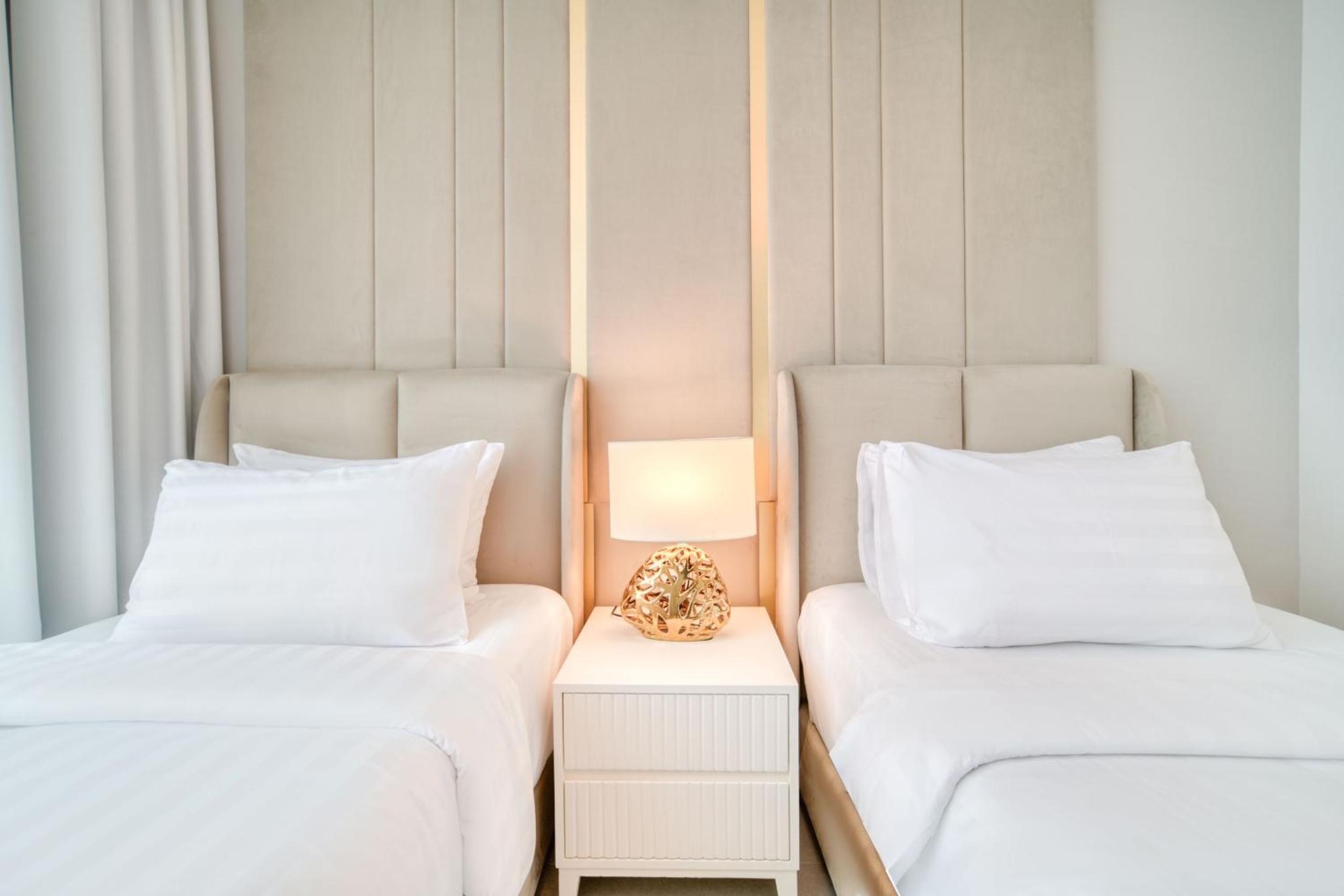 Address JBR Marina View, Jumeirah Beach Residence, Dubai Marina - Mint Stay
