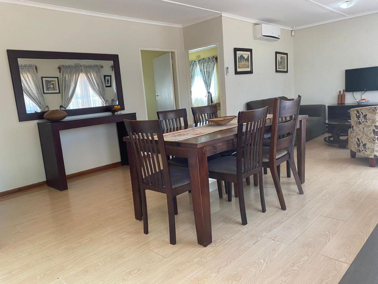 Cosy 3 bedroom cottage - 2034
