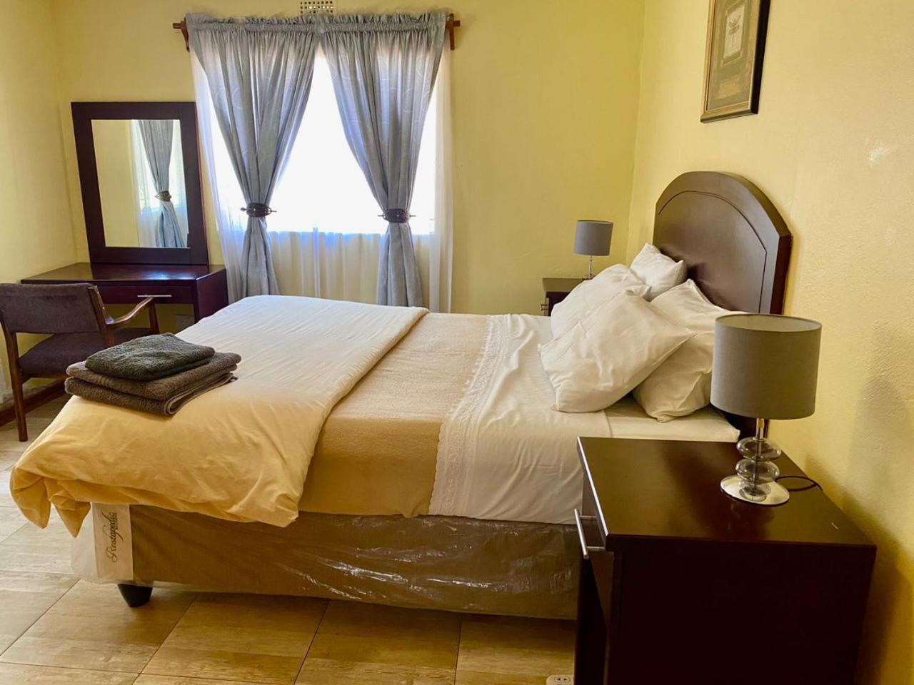 Cosy 3 bedroom cottage - 2034