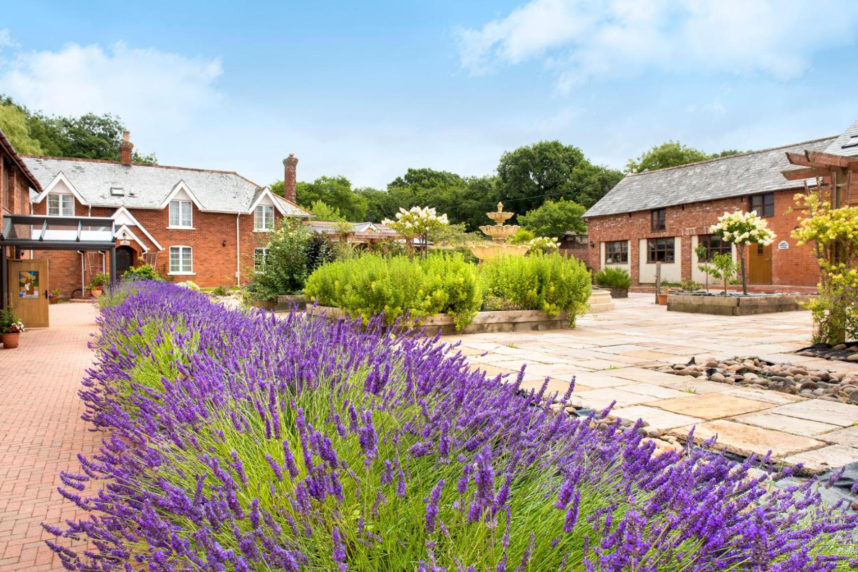 Poppy Cottage - Great Houndbeare Farm Holiday Cottages