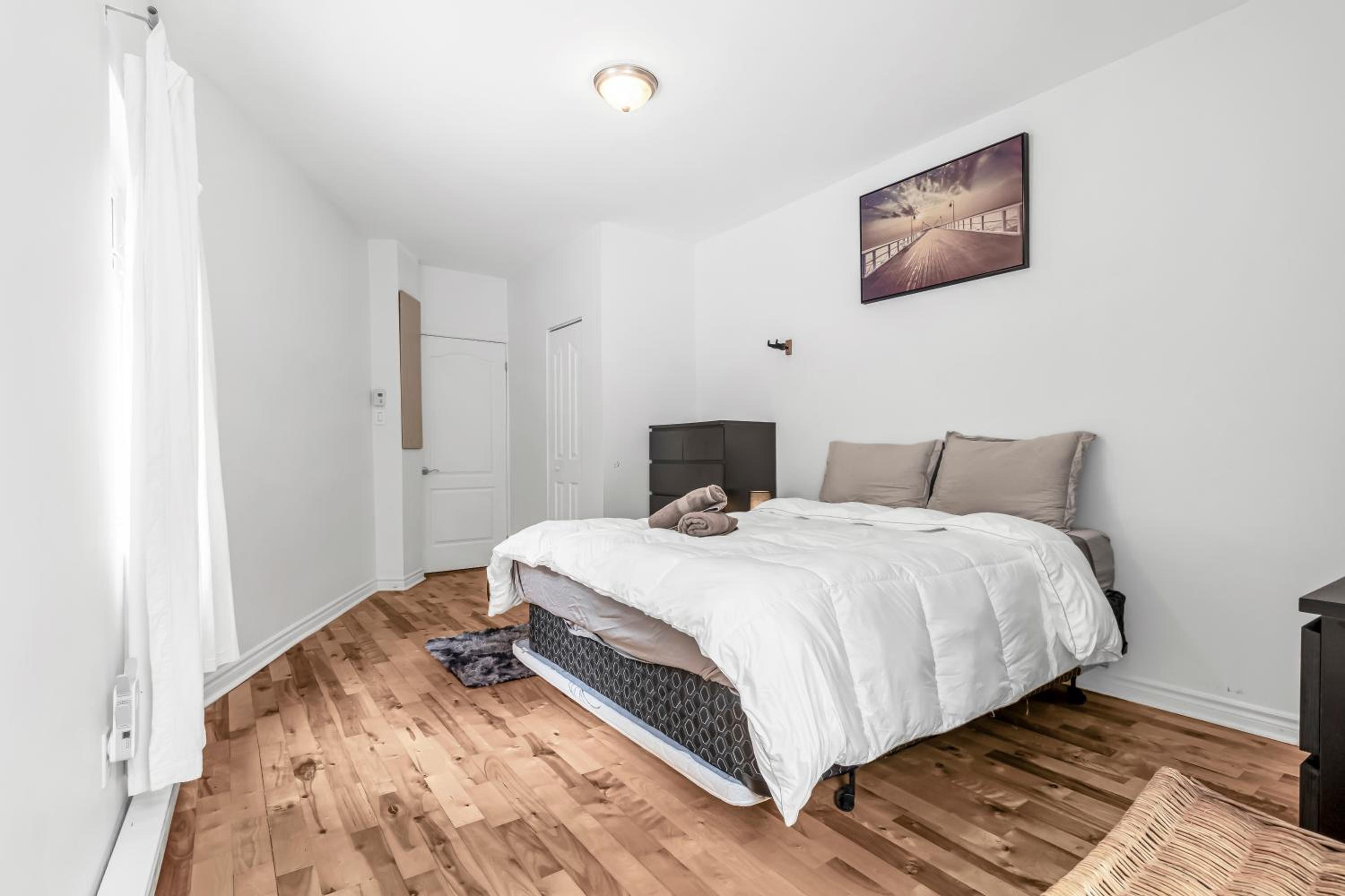 DUPLEX FOR GROUP STAY_MONT-ROYAL