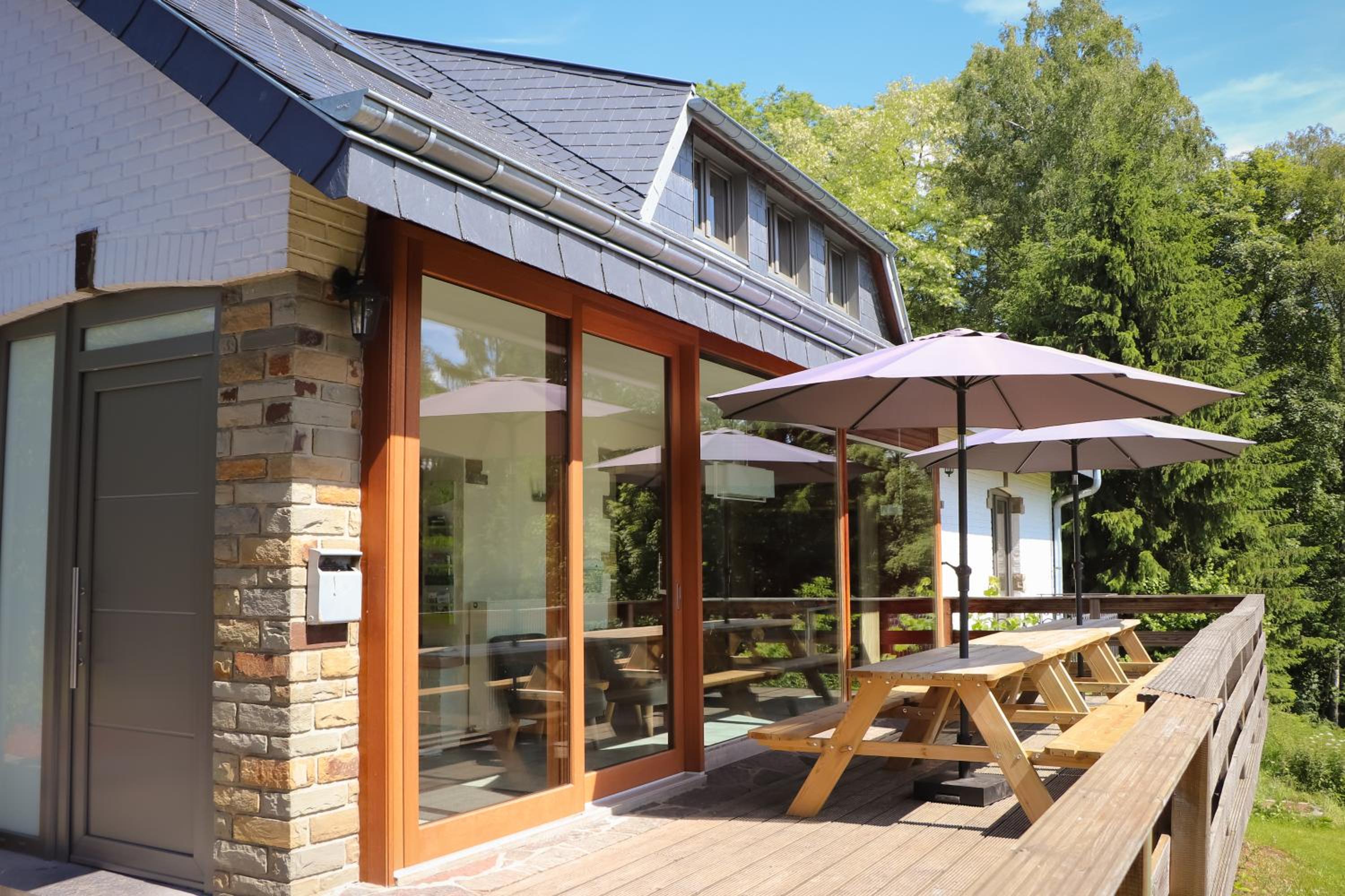 Vue sur la Vallée - Family holiday home in Malmedy with private pool