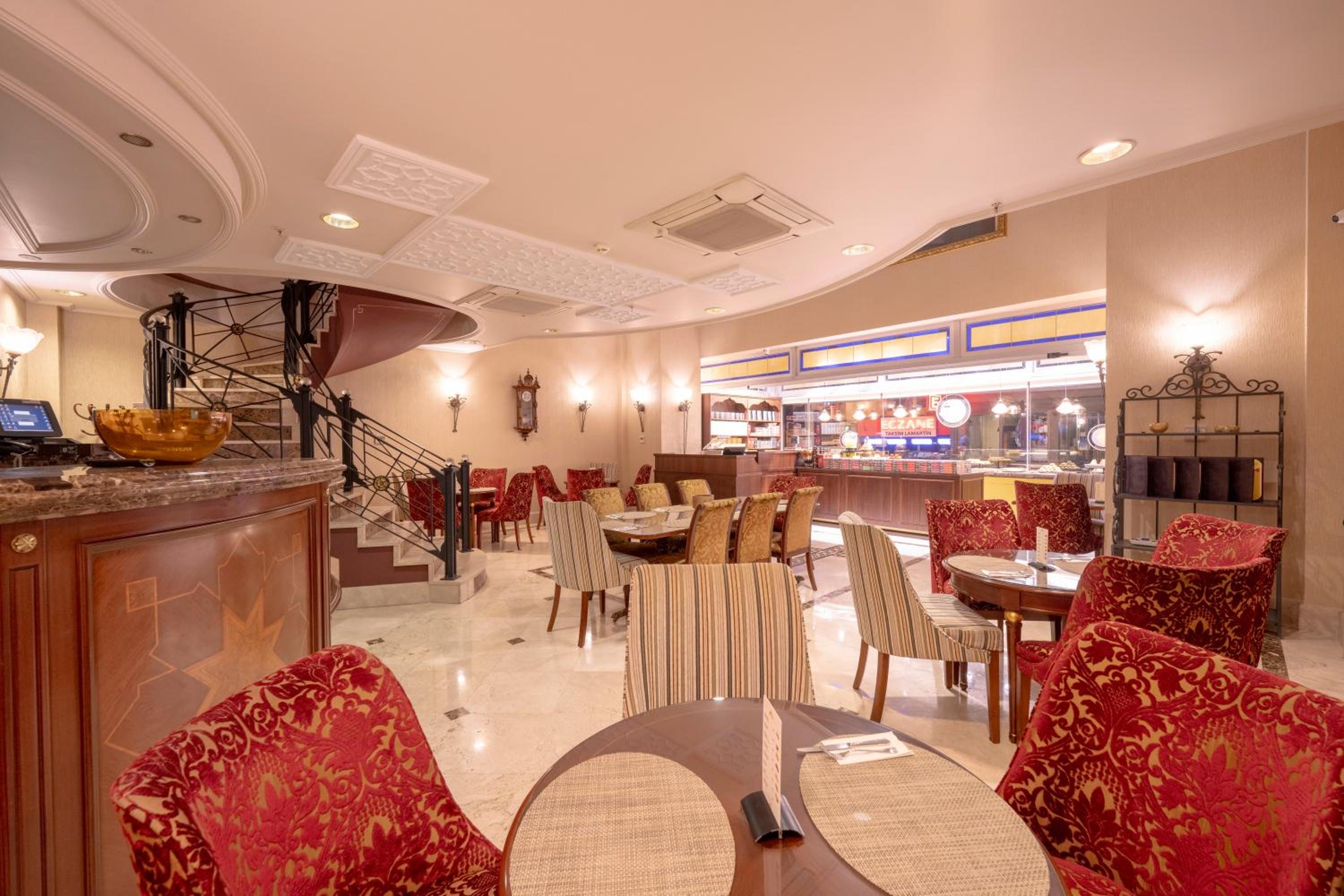 The Central Palace Taksim - Image 36