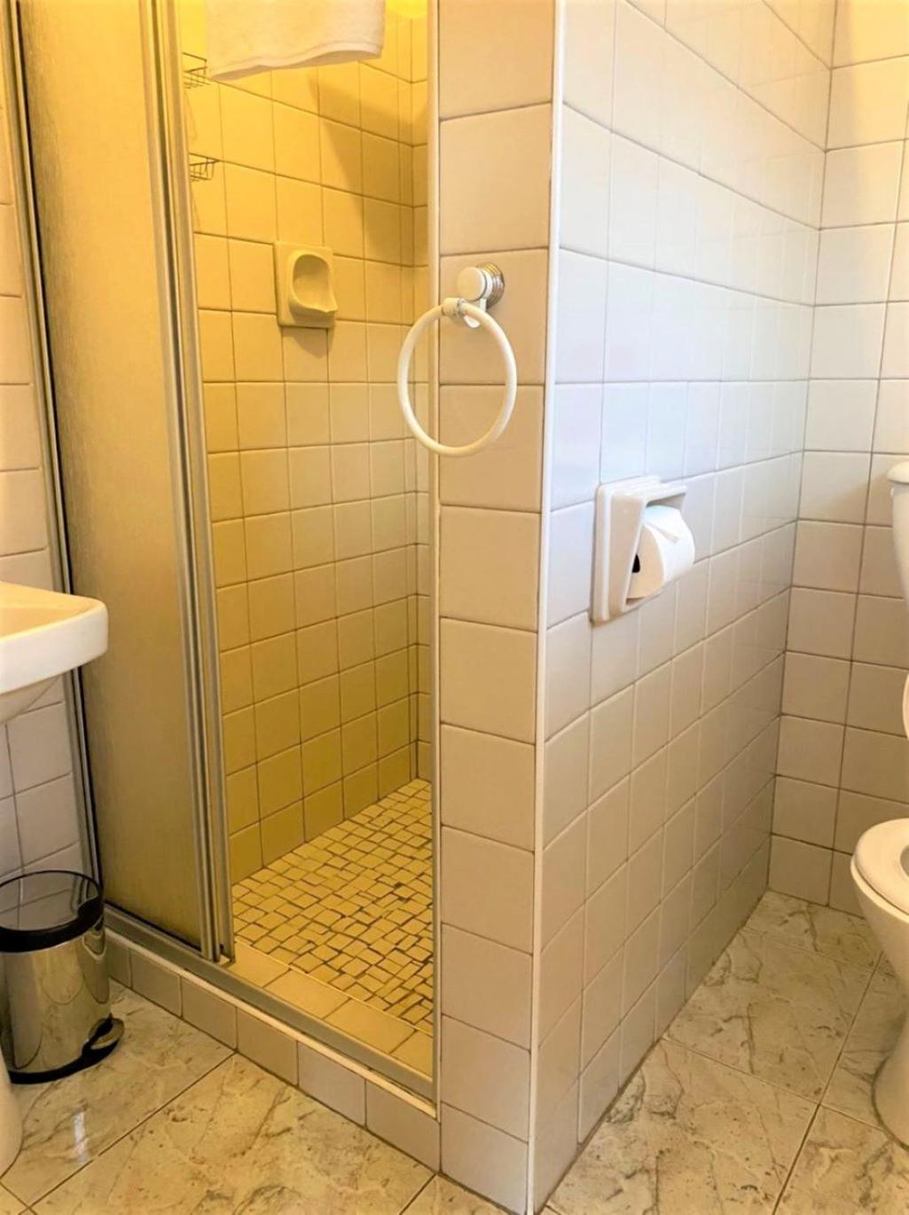 Luxurious suite with outdoor pool - 2171 view 4