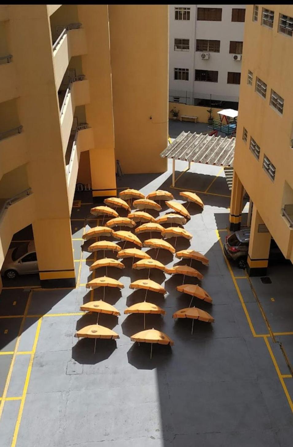 Apartamento 3 Dormitórios - Guarujá/SP - Lado Praia