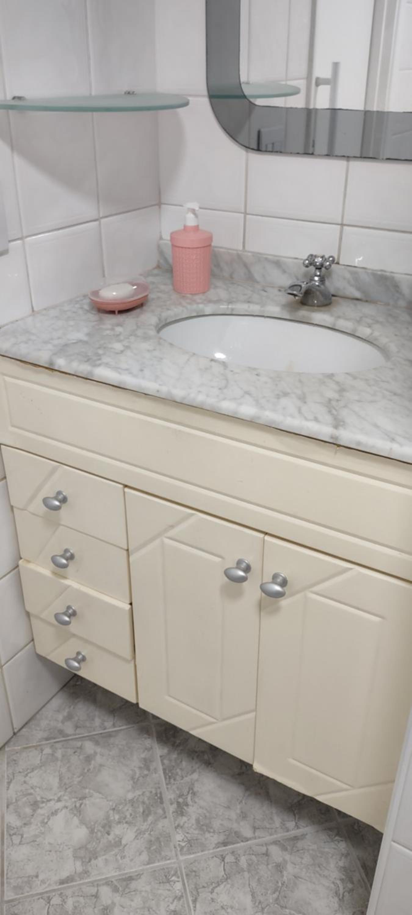 Apartamento 3 Dormitórios - Guarujá/SP - Lado Praia