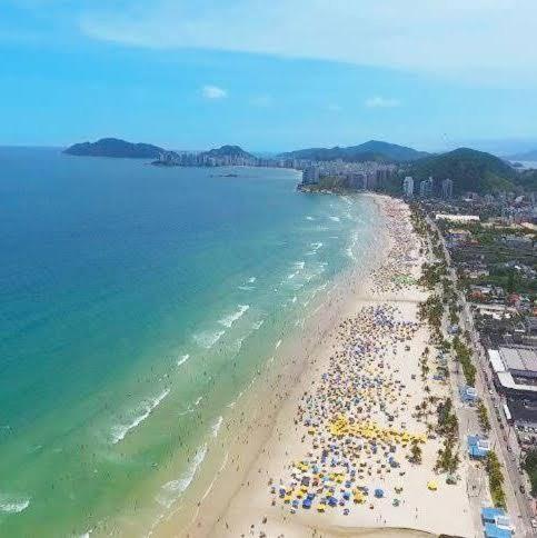 Apartamento 3 Dormitórios - Guarujá/SP - Lado Praia