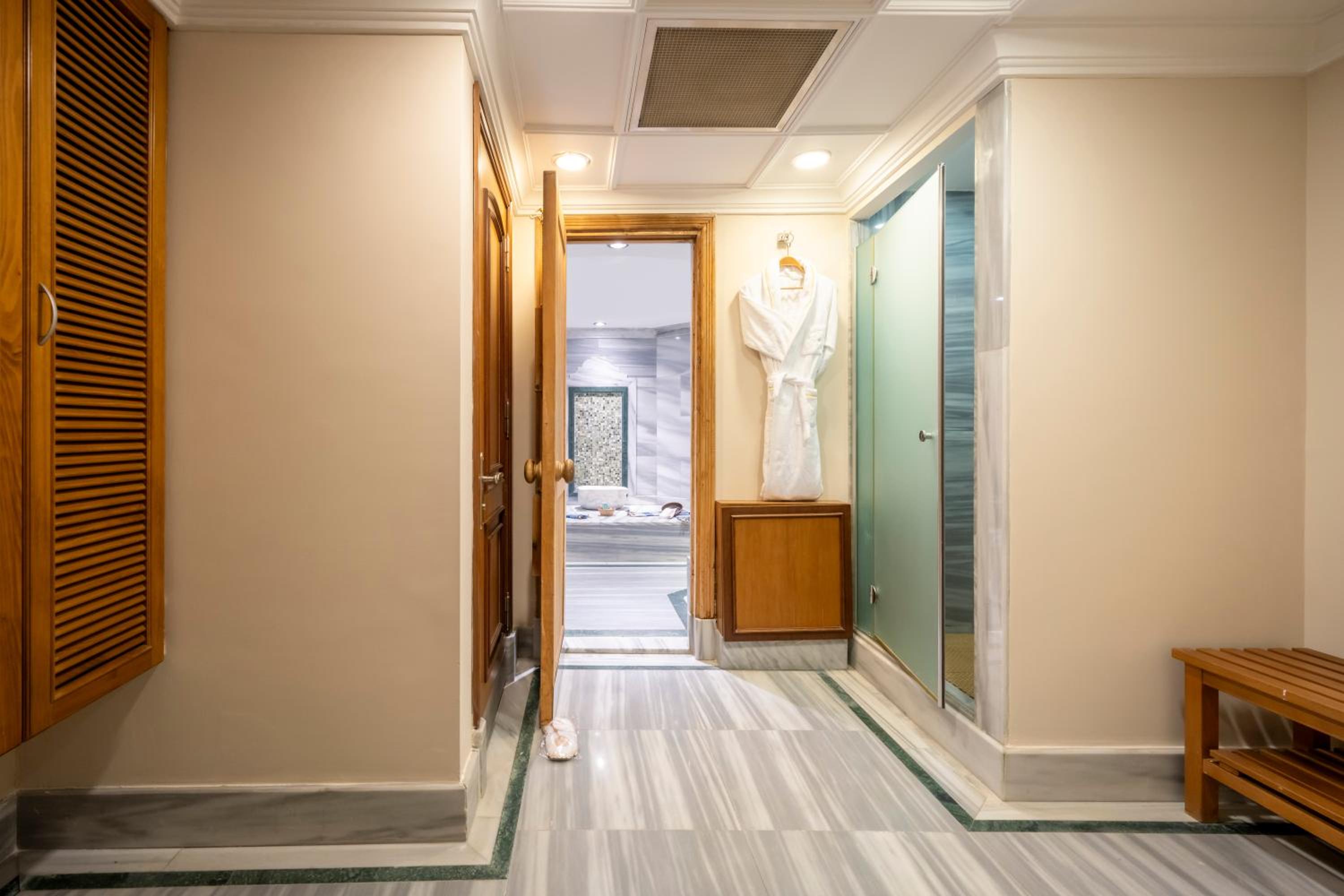 The Central Palace Taksim - Image 57