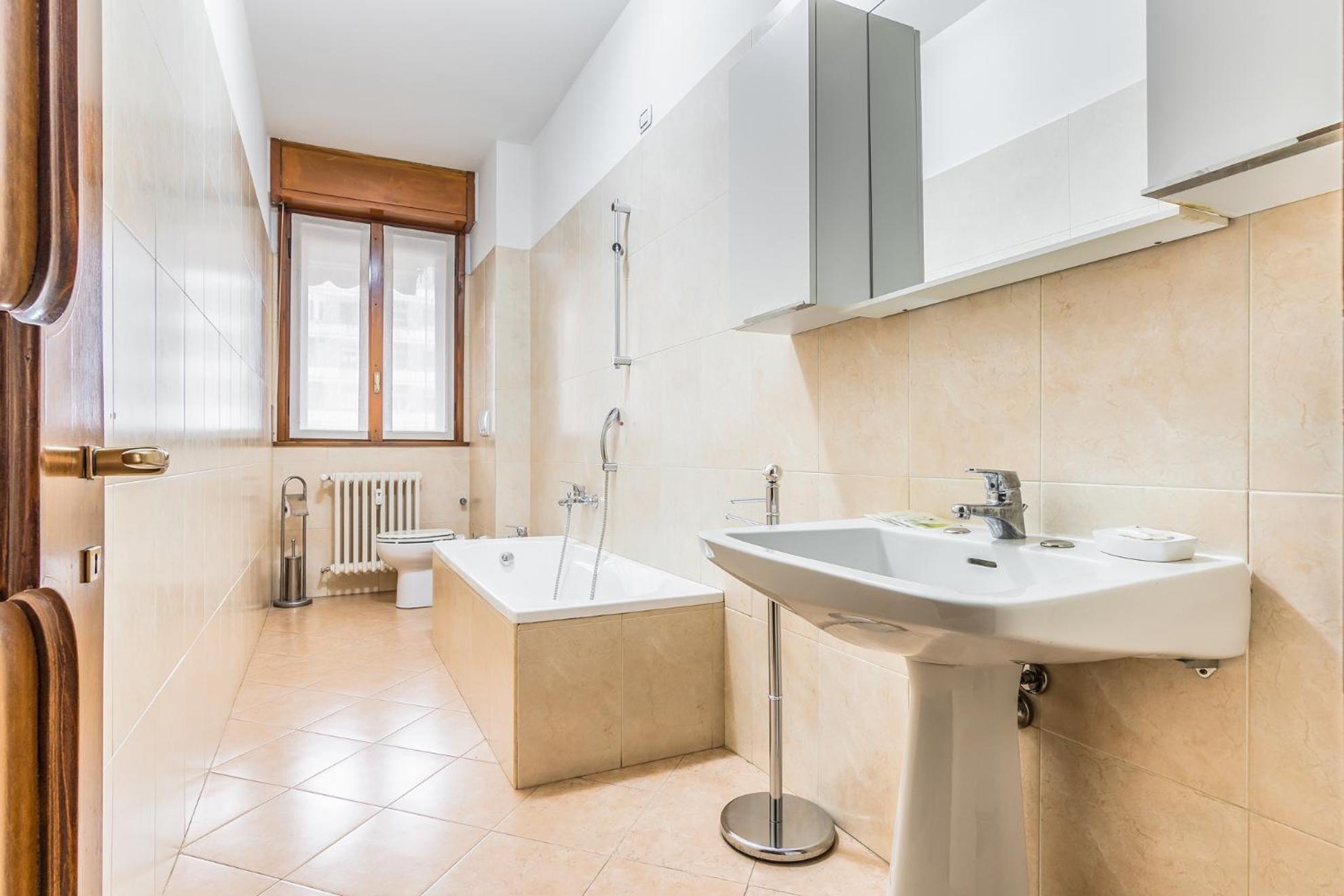 Milano - Brand New 4 PAX Life & The City Giulio Cesare 5