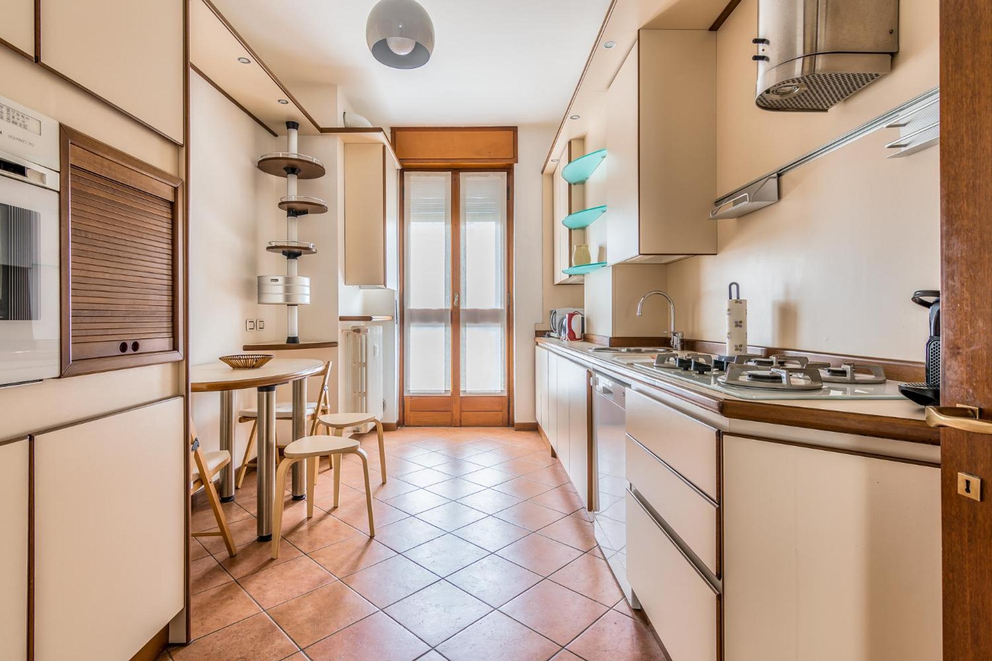Milano - Brand New 4 PAX Life & The City Giulio Cesare 5