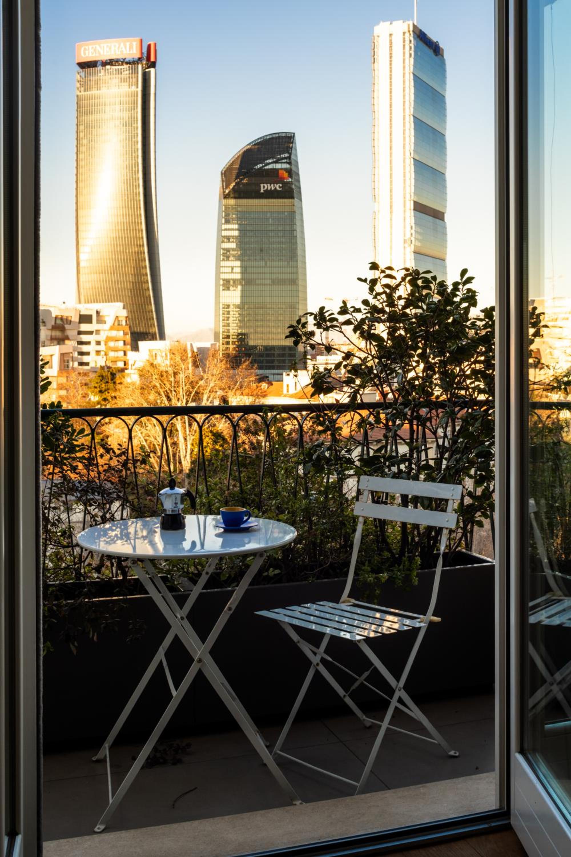 City Life View Apartment With Terrace R&R