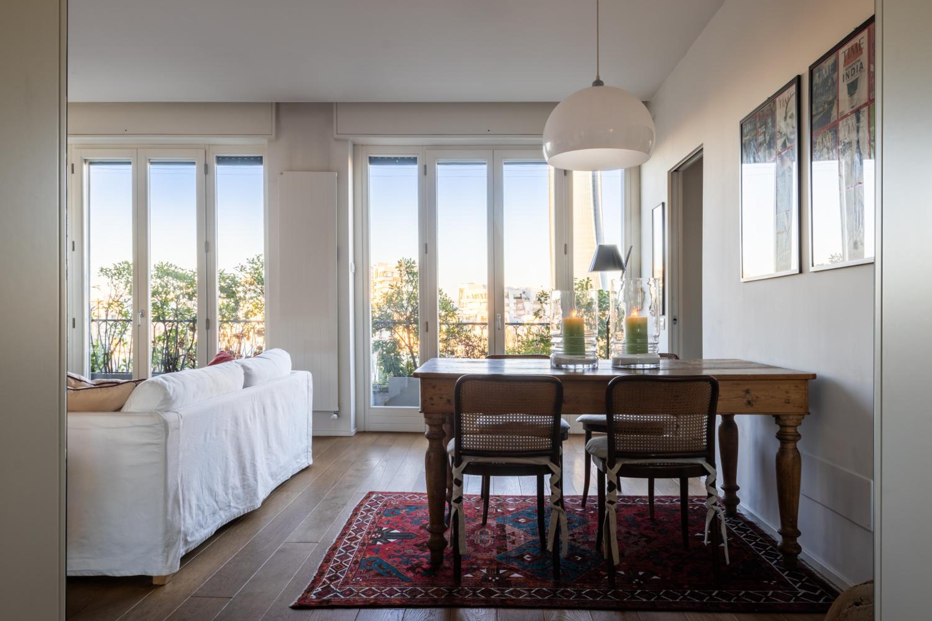 City Life View Apartment With Terrace R&R