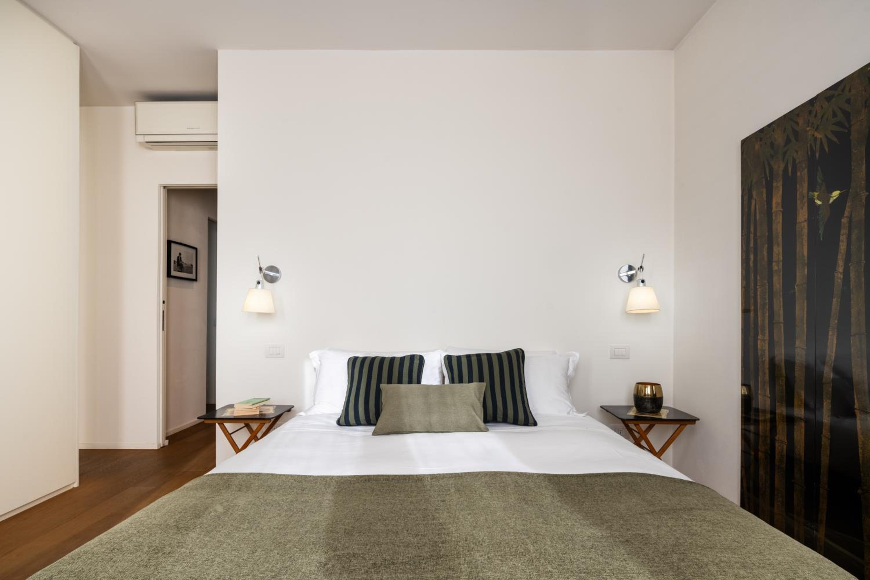 City Life View Apartment With Terrace R&R