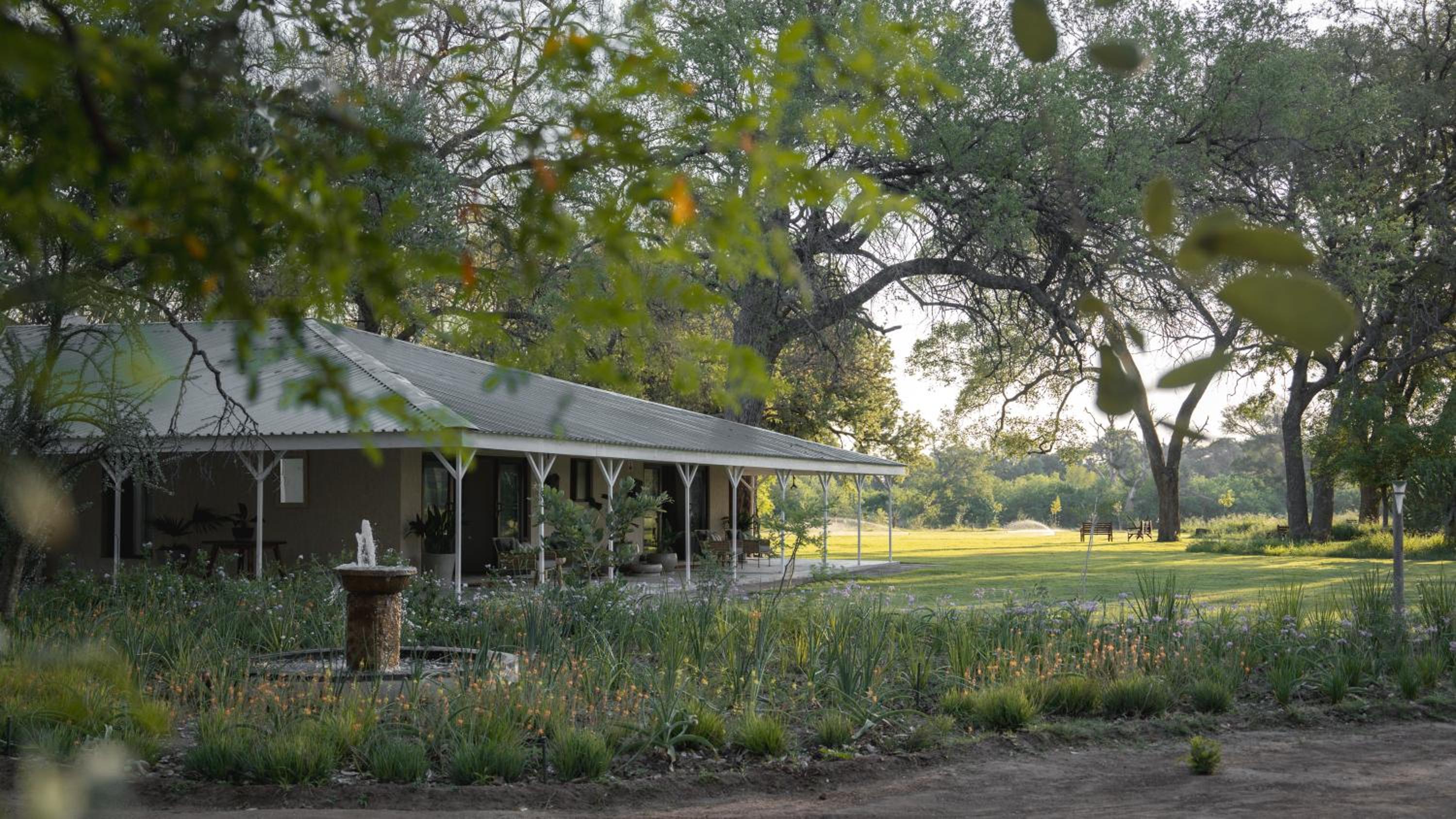 Kolokolo Safari Home - Mashatu Game Reserve